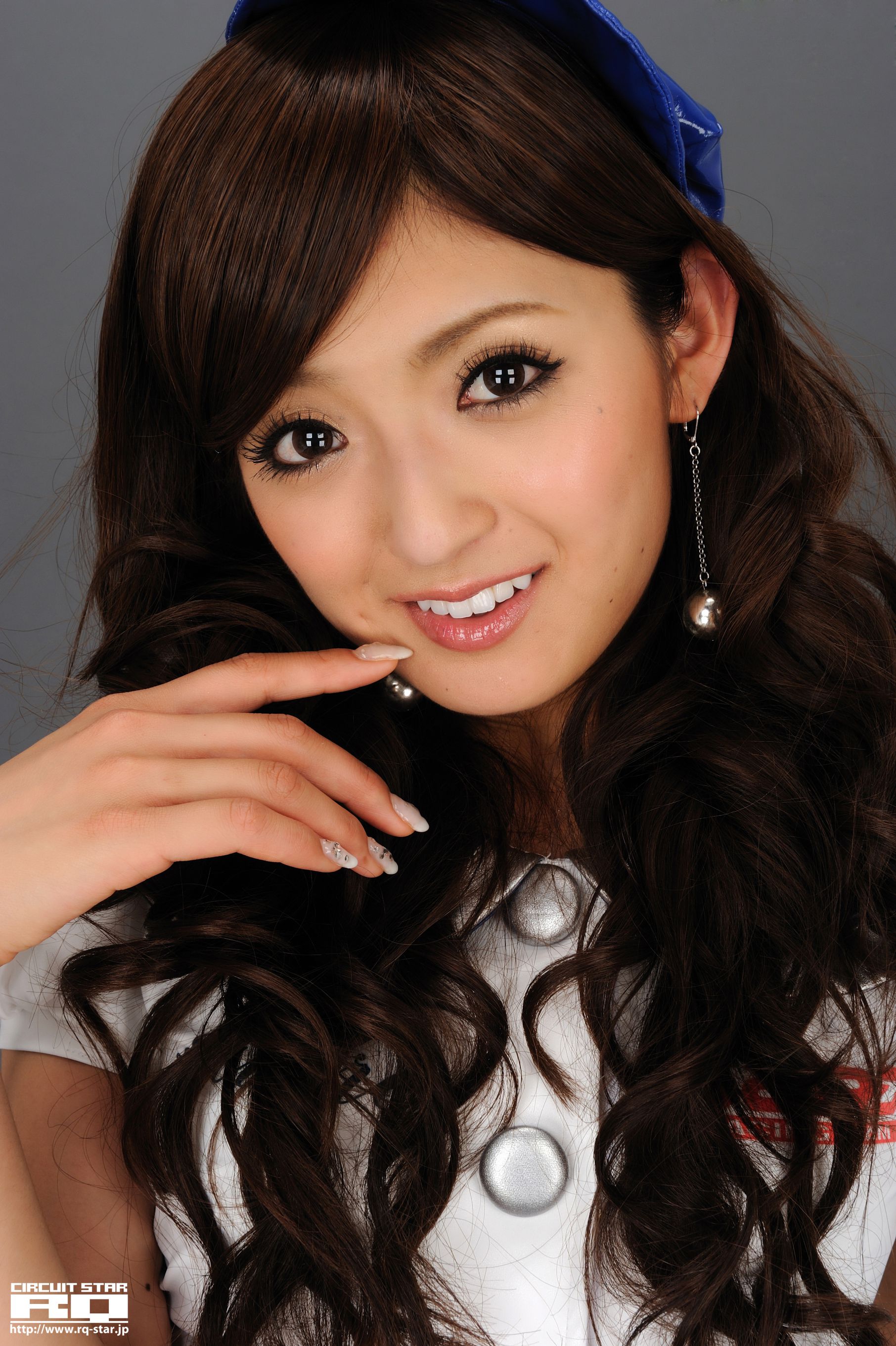 [RQ-STAR] NO.00498 Kozue Nitta 新田梢恵 Race Queen 写真集