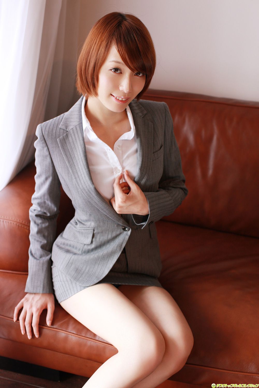 綱島恵里香《極上スレンダーお姉さんの生肌に急接近》 [DGC] NO.1054