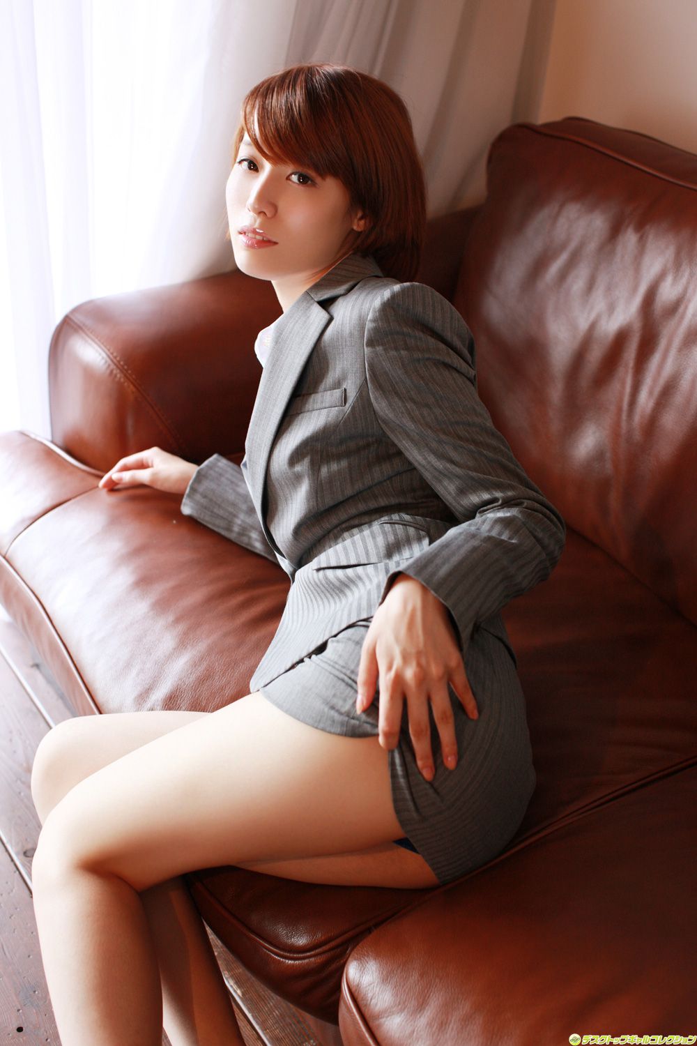 綱島恵里香《極上スレンダーお姉さんの生肌に急接近》 [DGC] NO.1054
