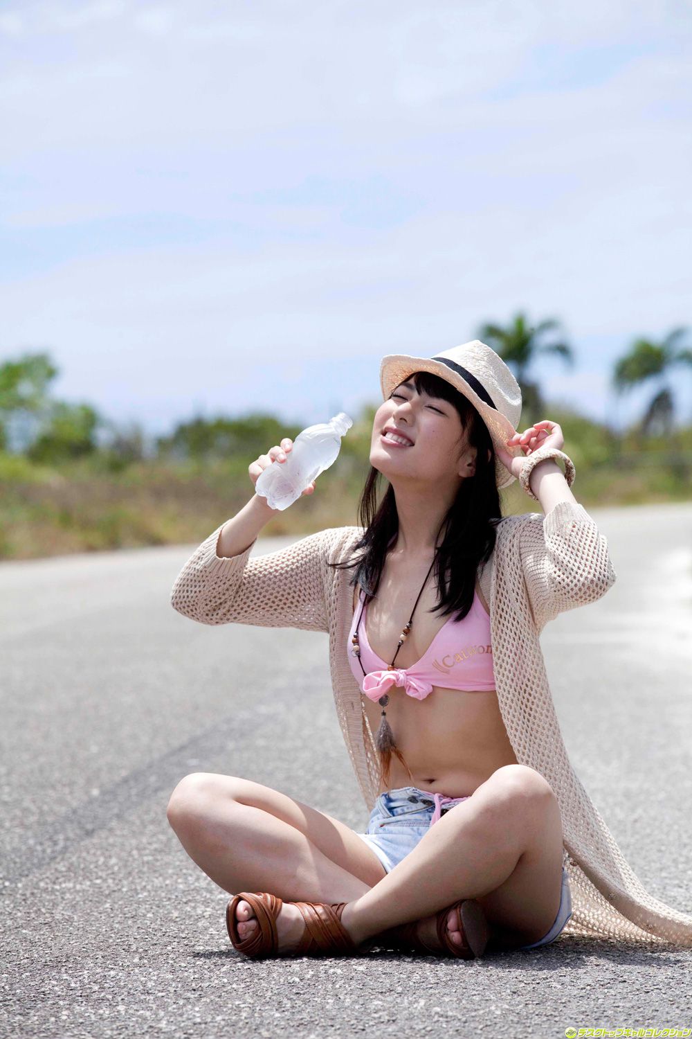 由愛可奈《見た目は清純。でもホントは淫乱なんです…》 [DGC] NO.1063