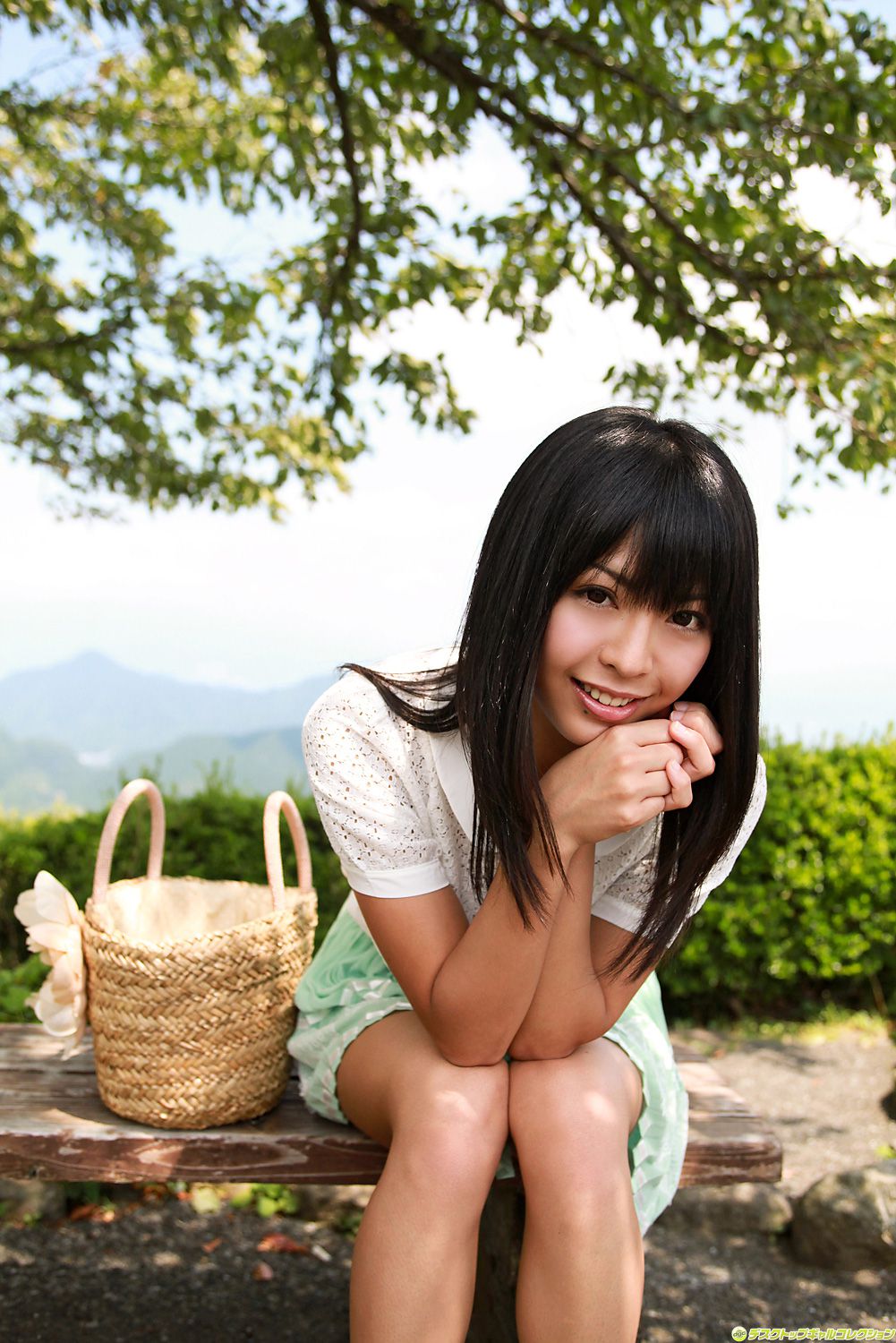 佐藤さくら《色白もち肌ボディのセクシー健康美》 [DGC] NO.1067