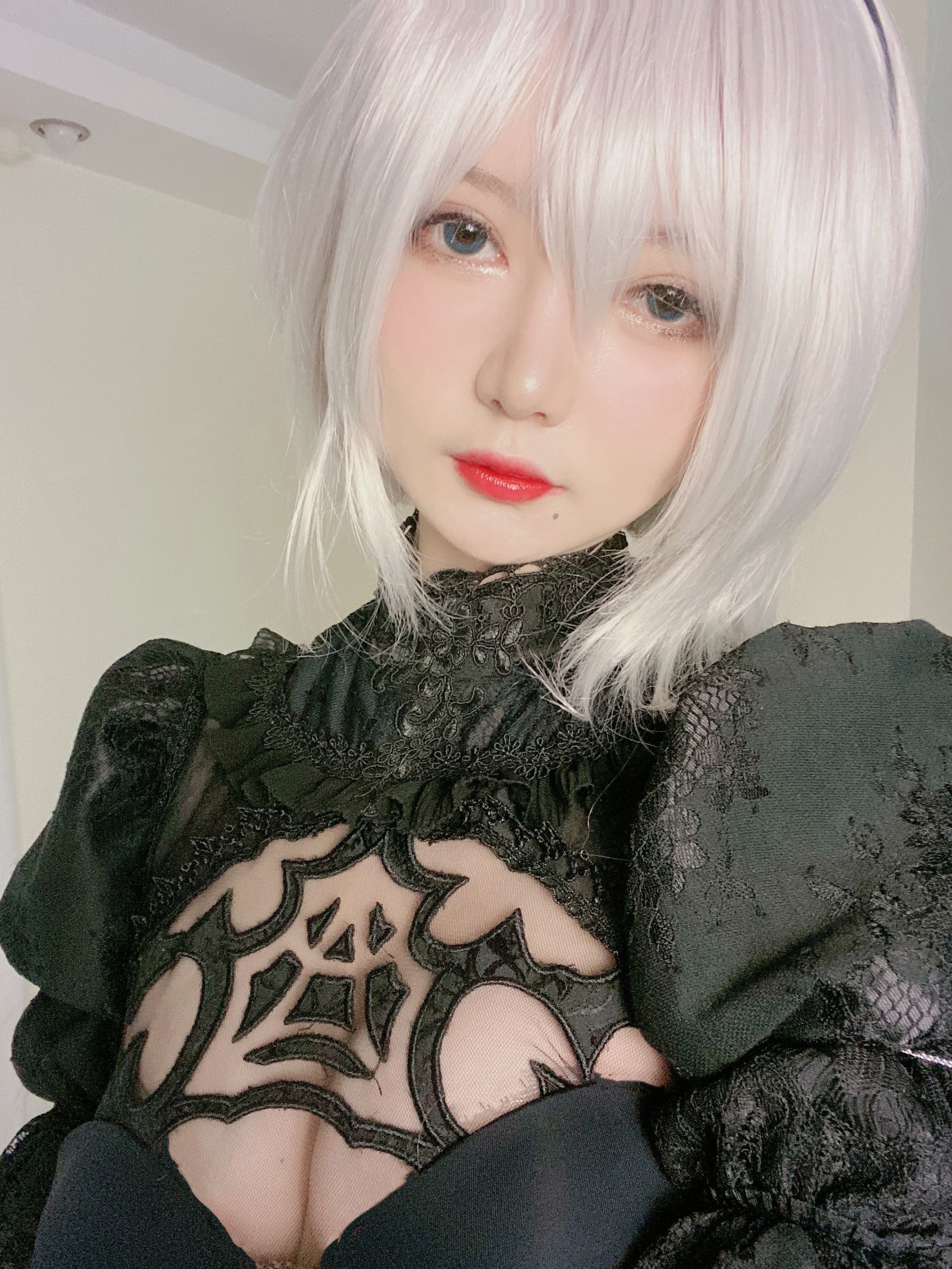 [福利COS] 51酱 - 2B黑婚纱