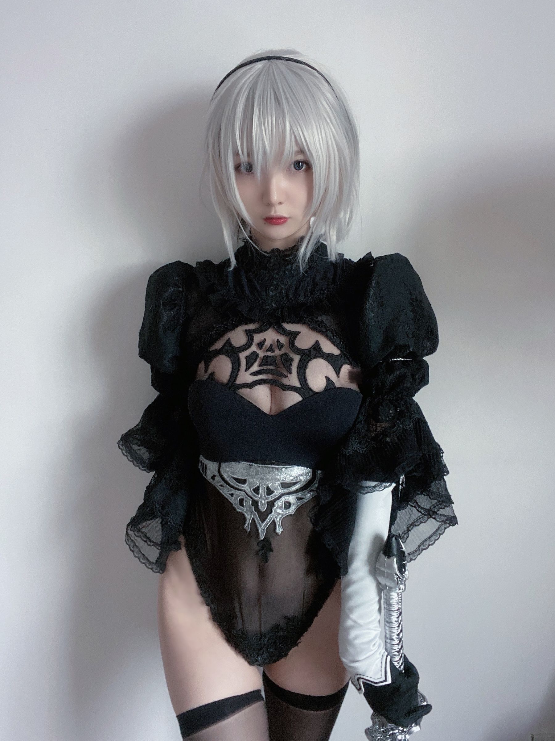 [福利COS] 51酱 - 2B黑婚纱