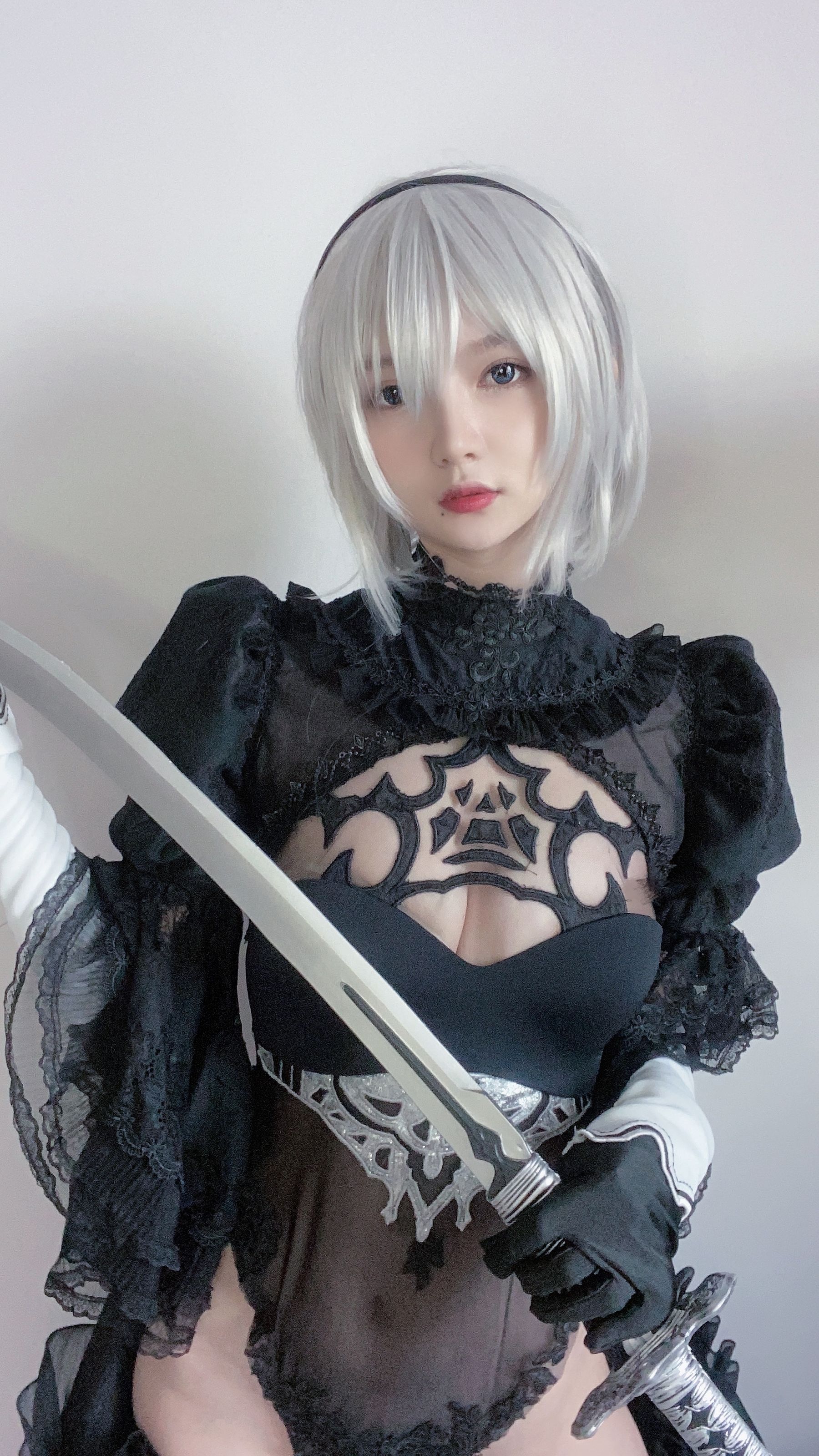 [福利COS] 51酱 - 2B黑婚纱