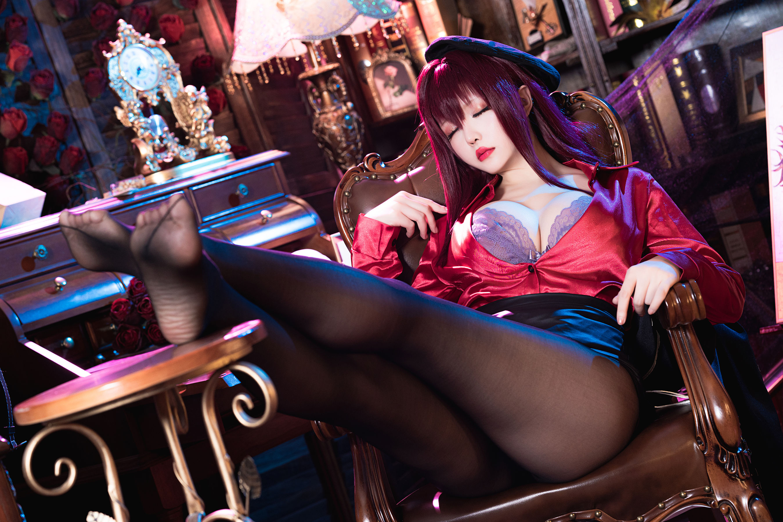 [福利COS] Coser小姐姐星之迟迟 - 斯卡哈-真红教枪