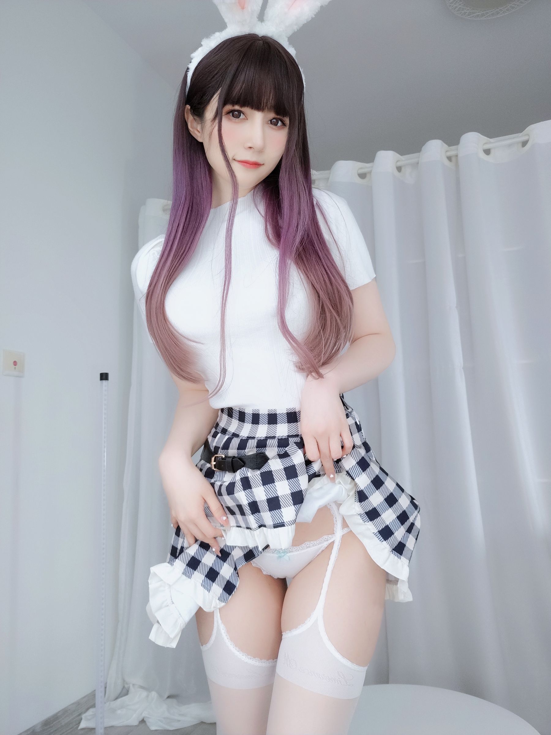 [福利COS] Coser小姐姐白银 - 白丝兔女郎