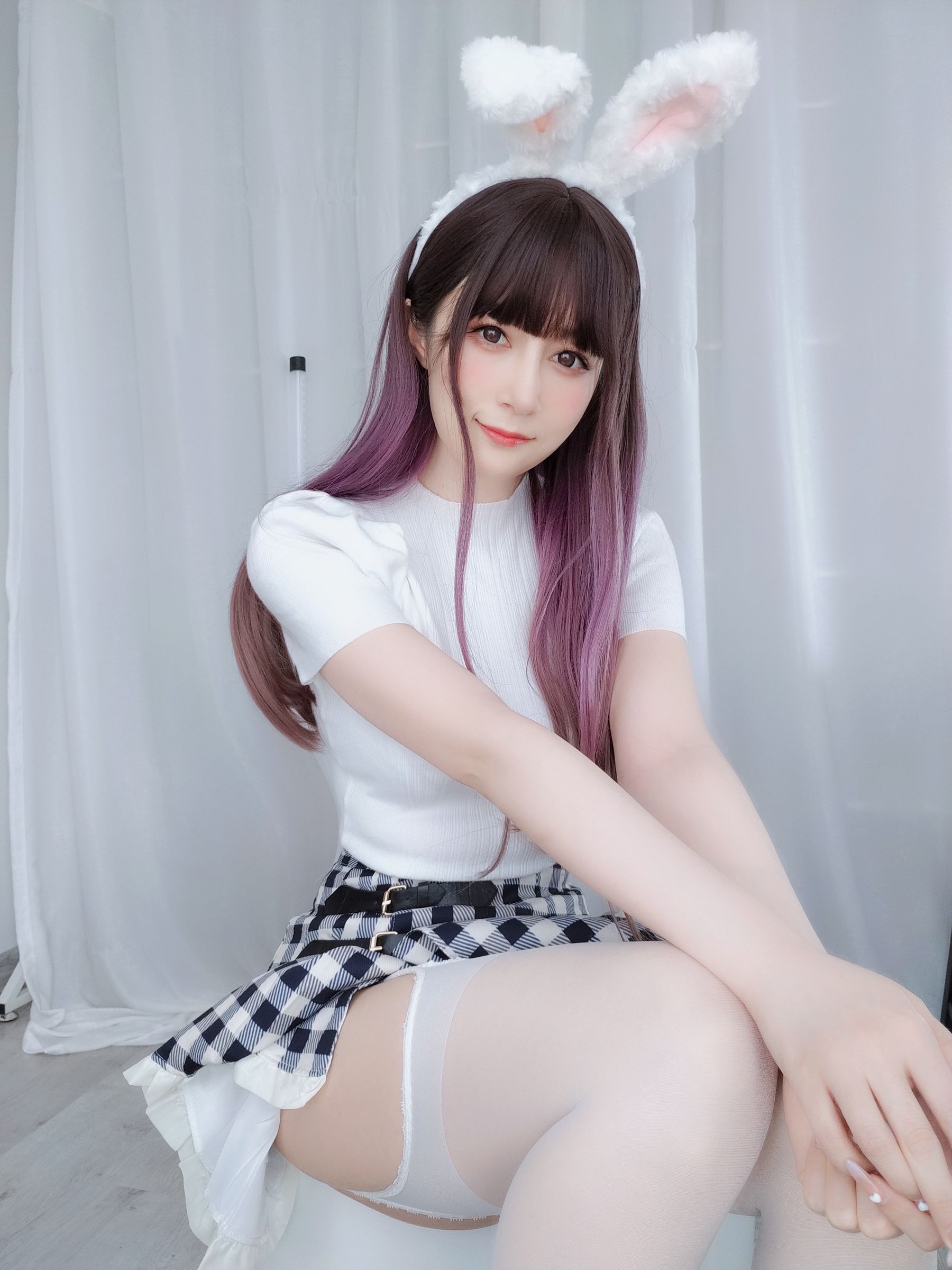 [福利COS] Coser小姐姐白银 - 白丝兔女郎