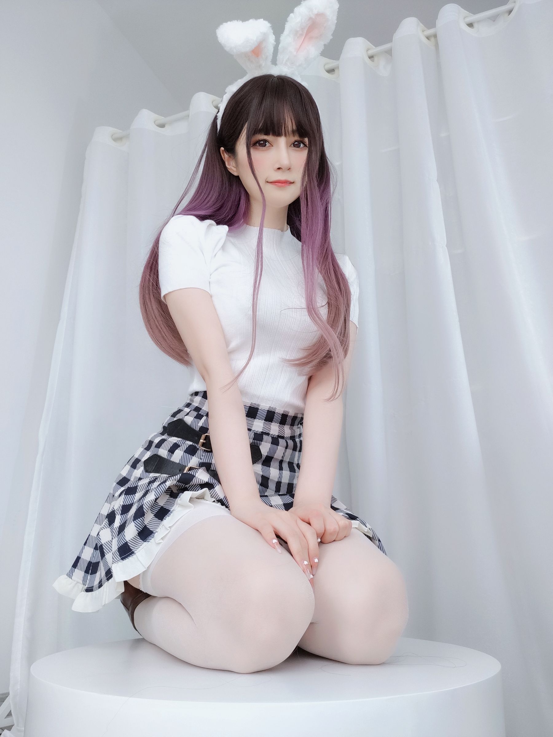 [福利COS] Coser小姐姐白银 - 白丝兔女郎