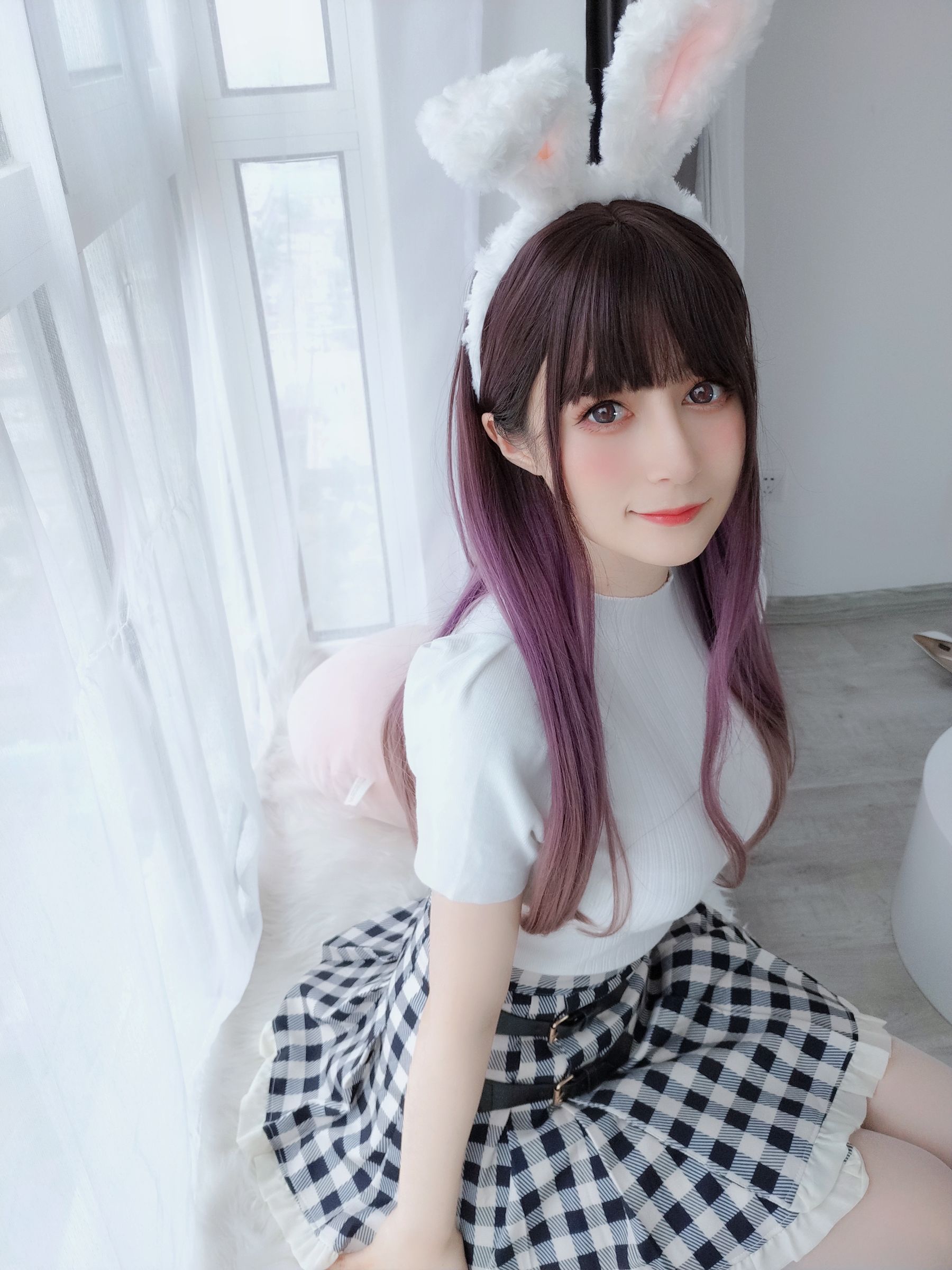 [福利COS] Coser小姐姐白银 - 白丝兔女郎