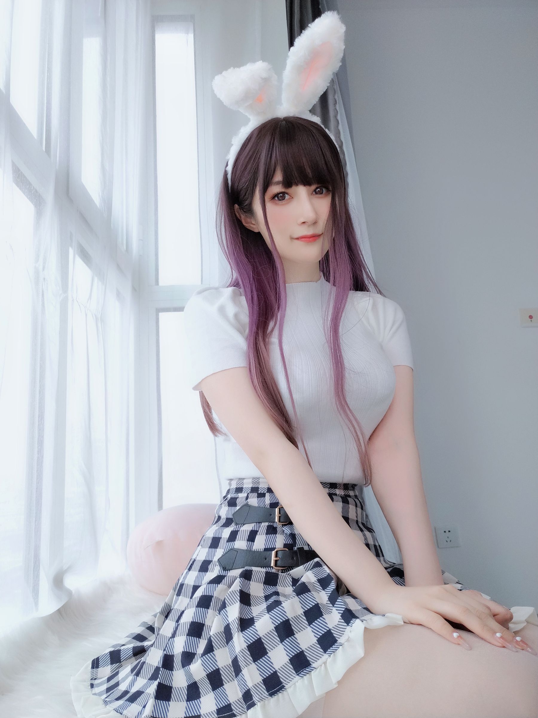 [福利COS] Coser小姐姐白银 - 白丝兔女郎