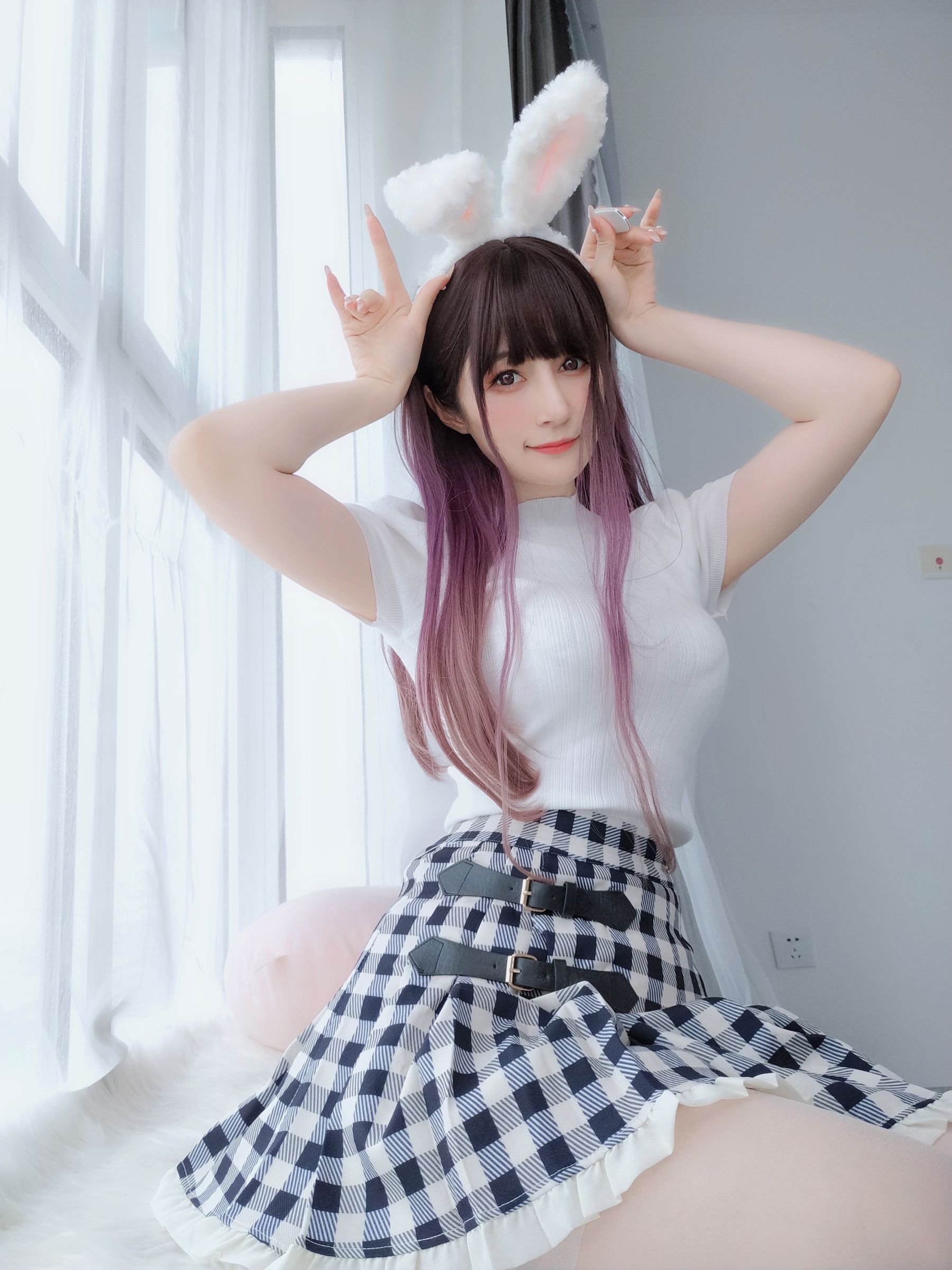 [福利COS] Coser小姐姐白银 - 白丝兔女郎