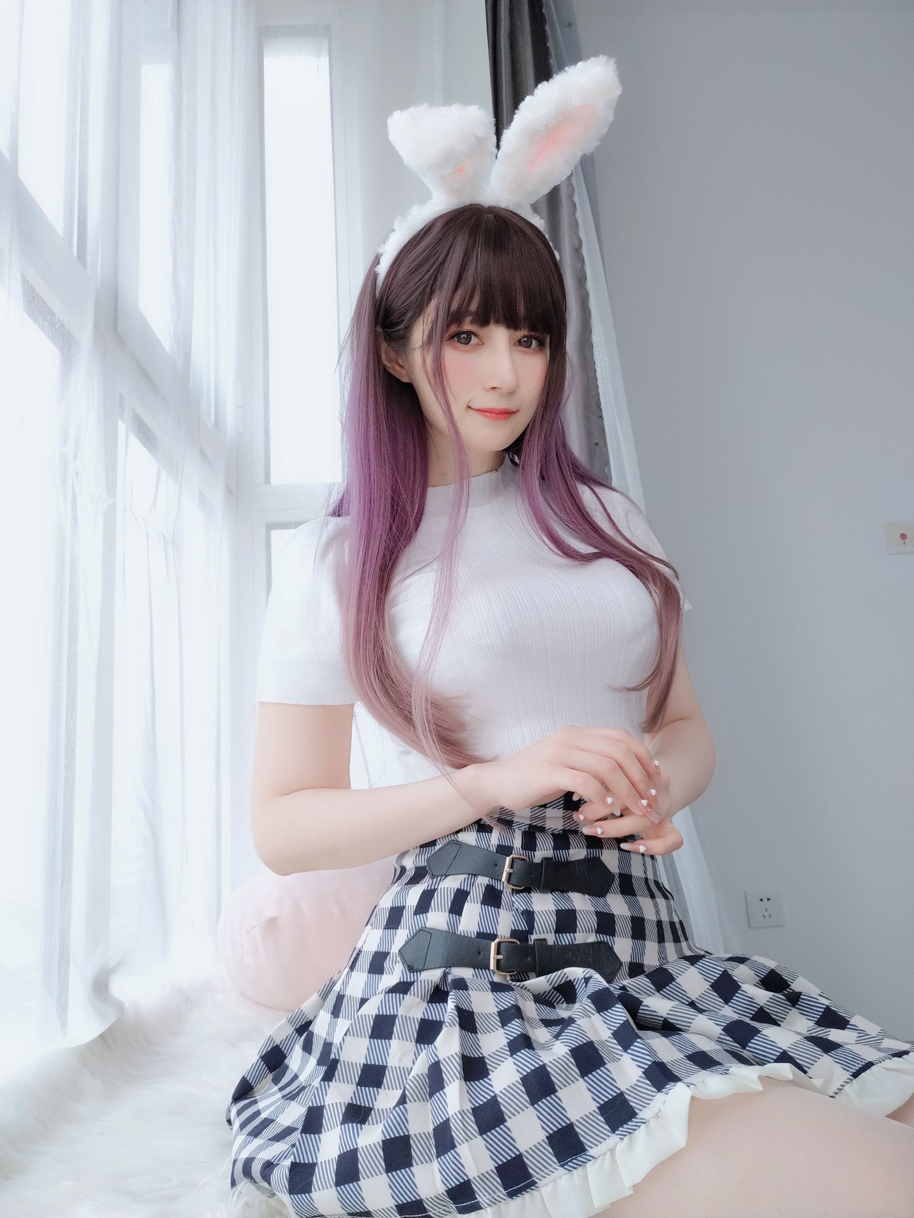 [福利COS] Coser小姐姐白银 - 白丝兔女郎