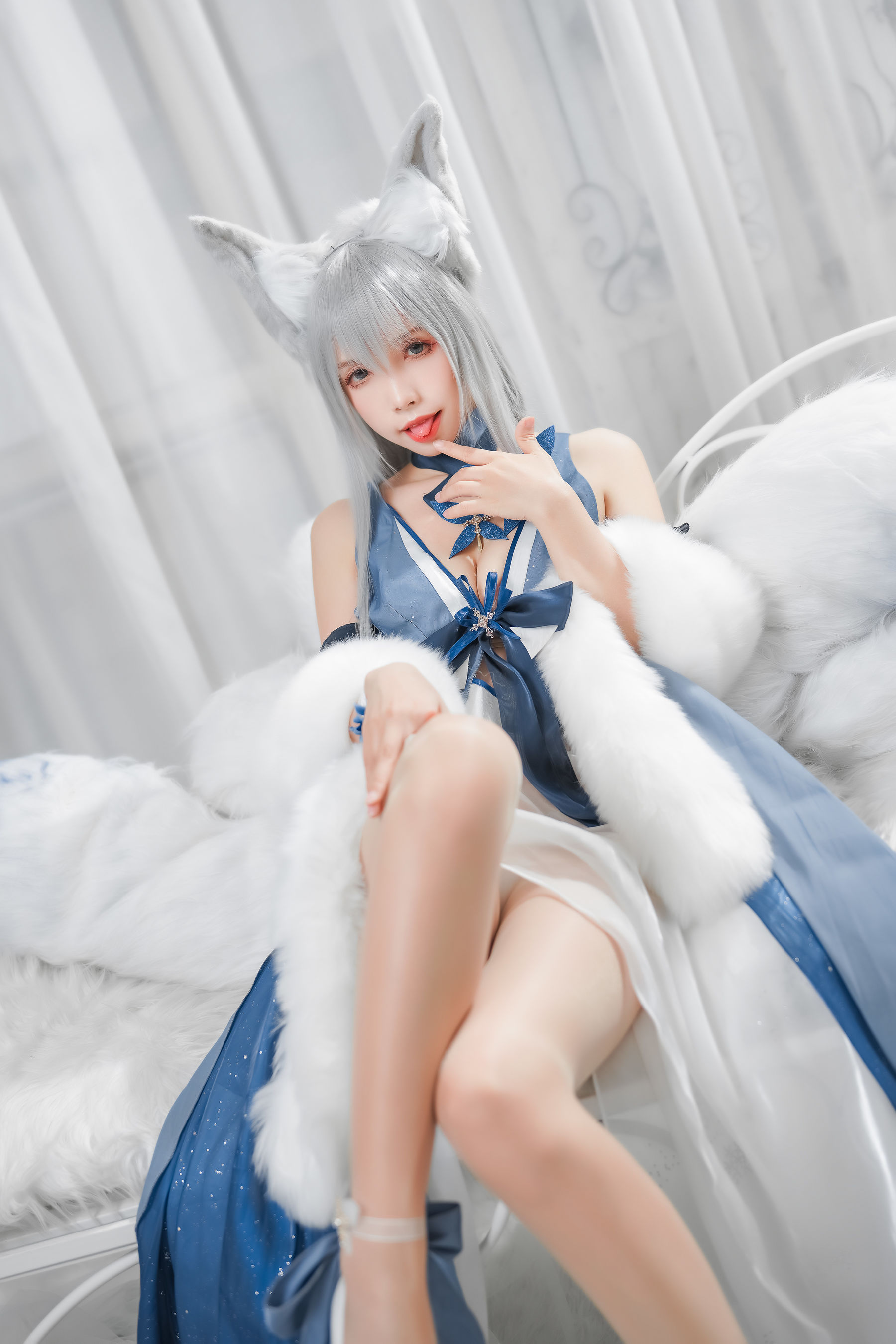 [福利COS] Neko-薇薇 - 信浓礼服