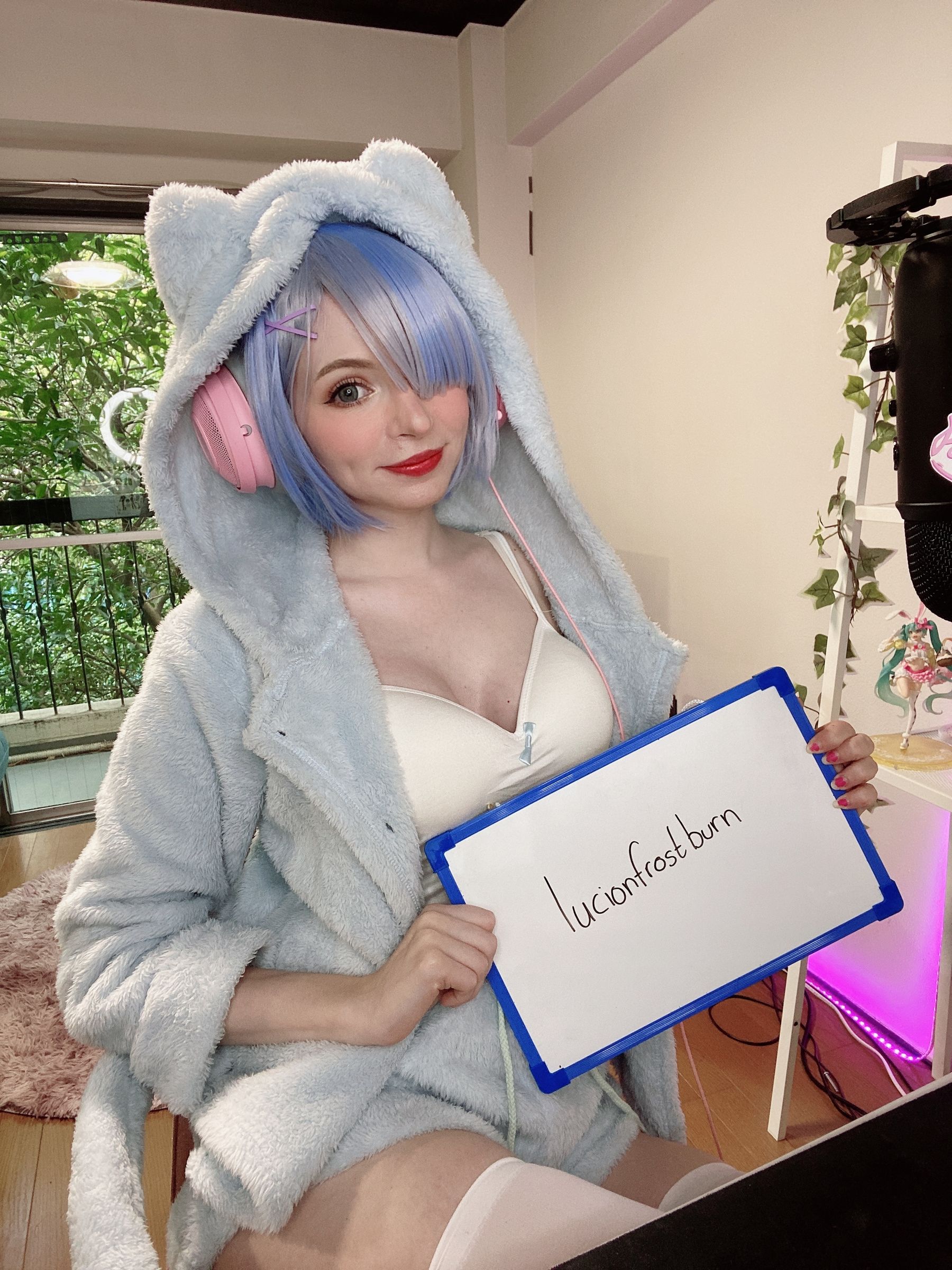[福利COS] Peach milky - Fansigns (Mirrored)