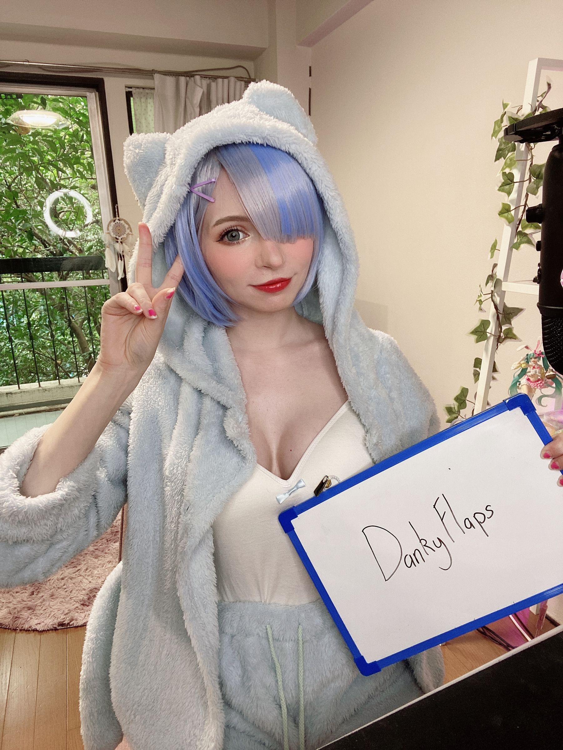 [福利COS] Peach milky - Fansigns (Mirrored)