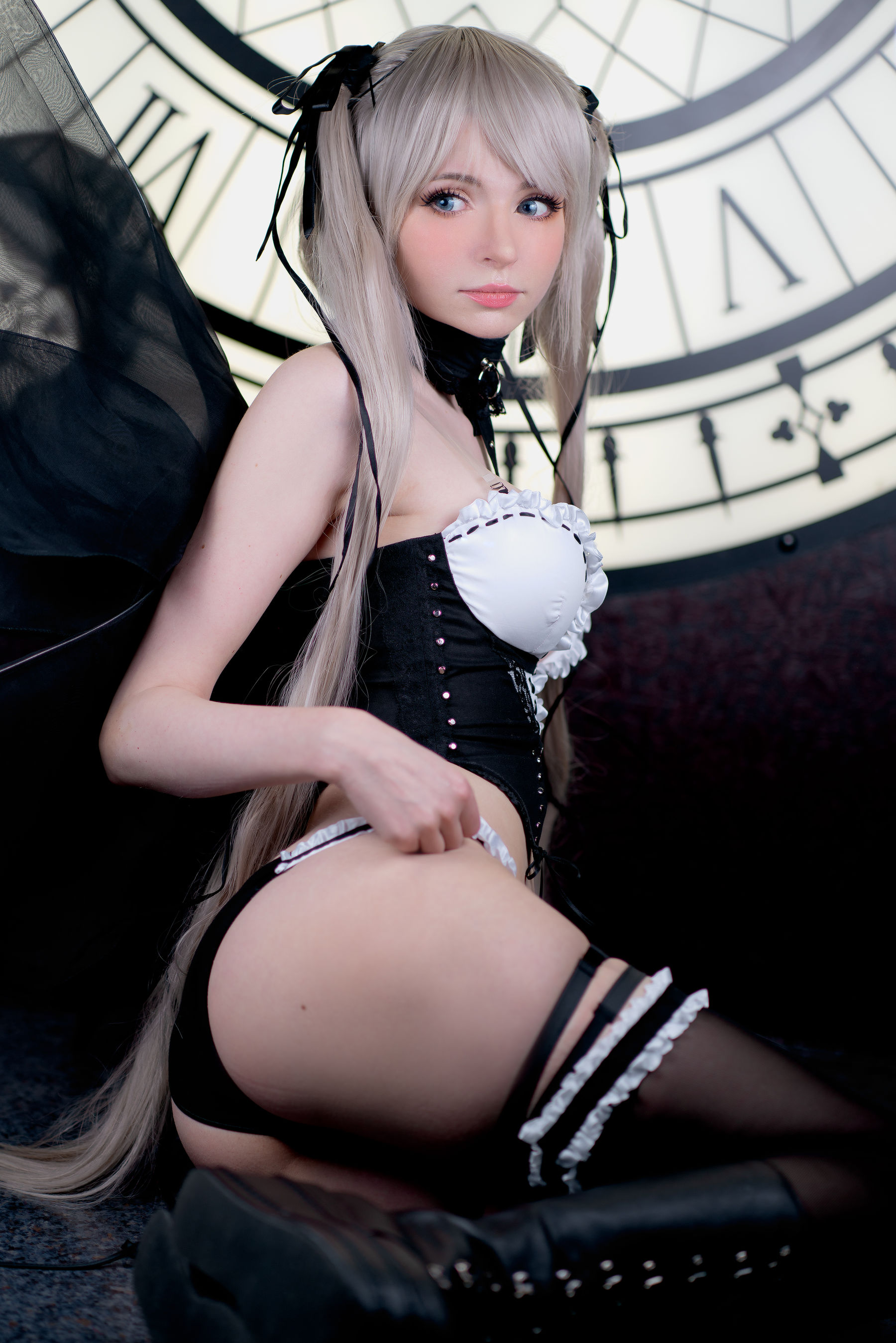 [福利COS] Peach milky - Sakimichan Marie Rose Set