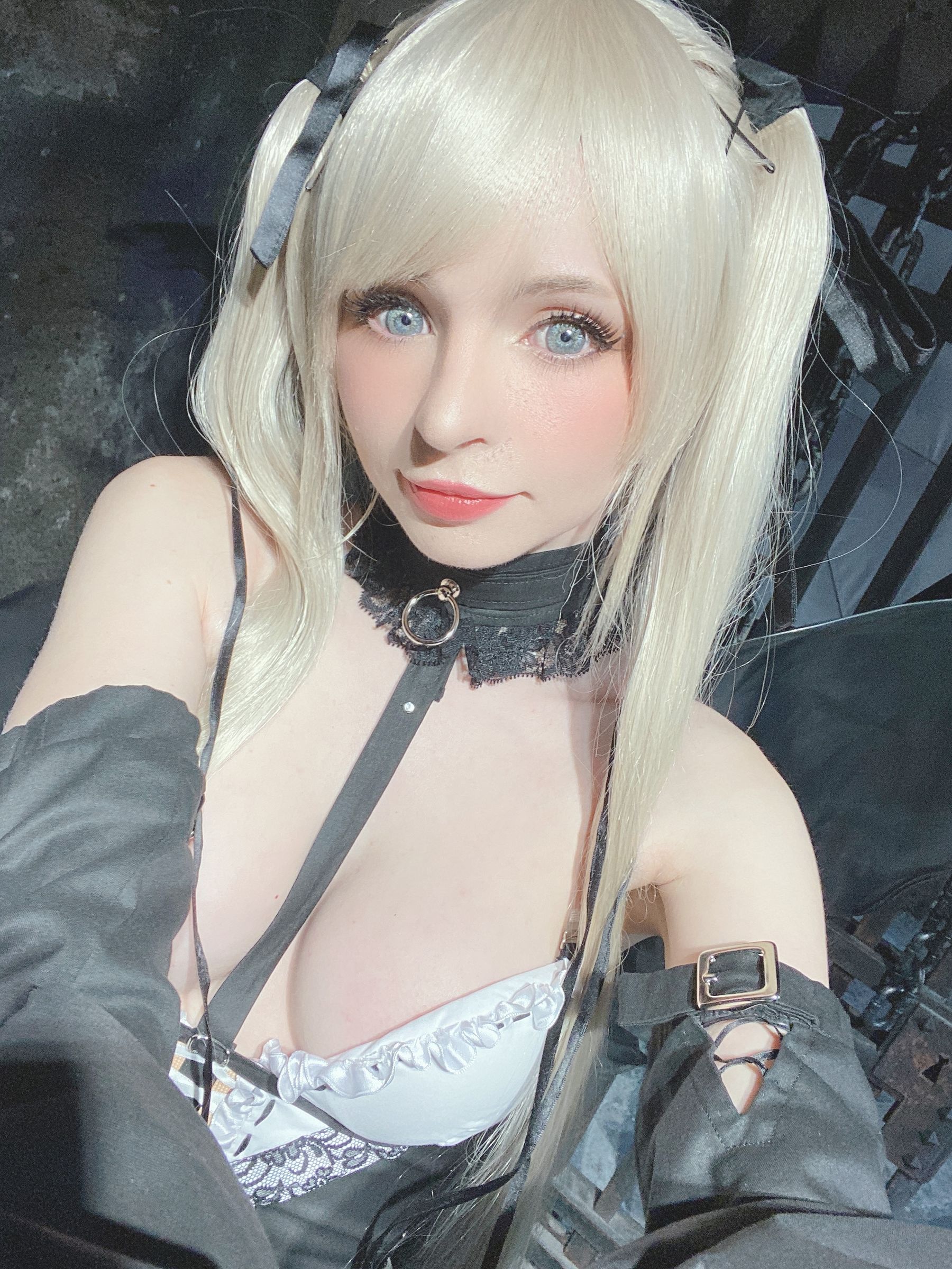 [福利COS] Peach milky - Sakimichan Marie Rose Set