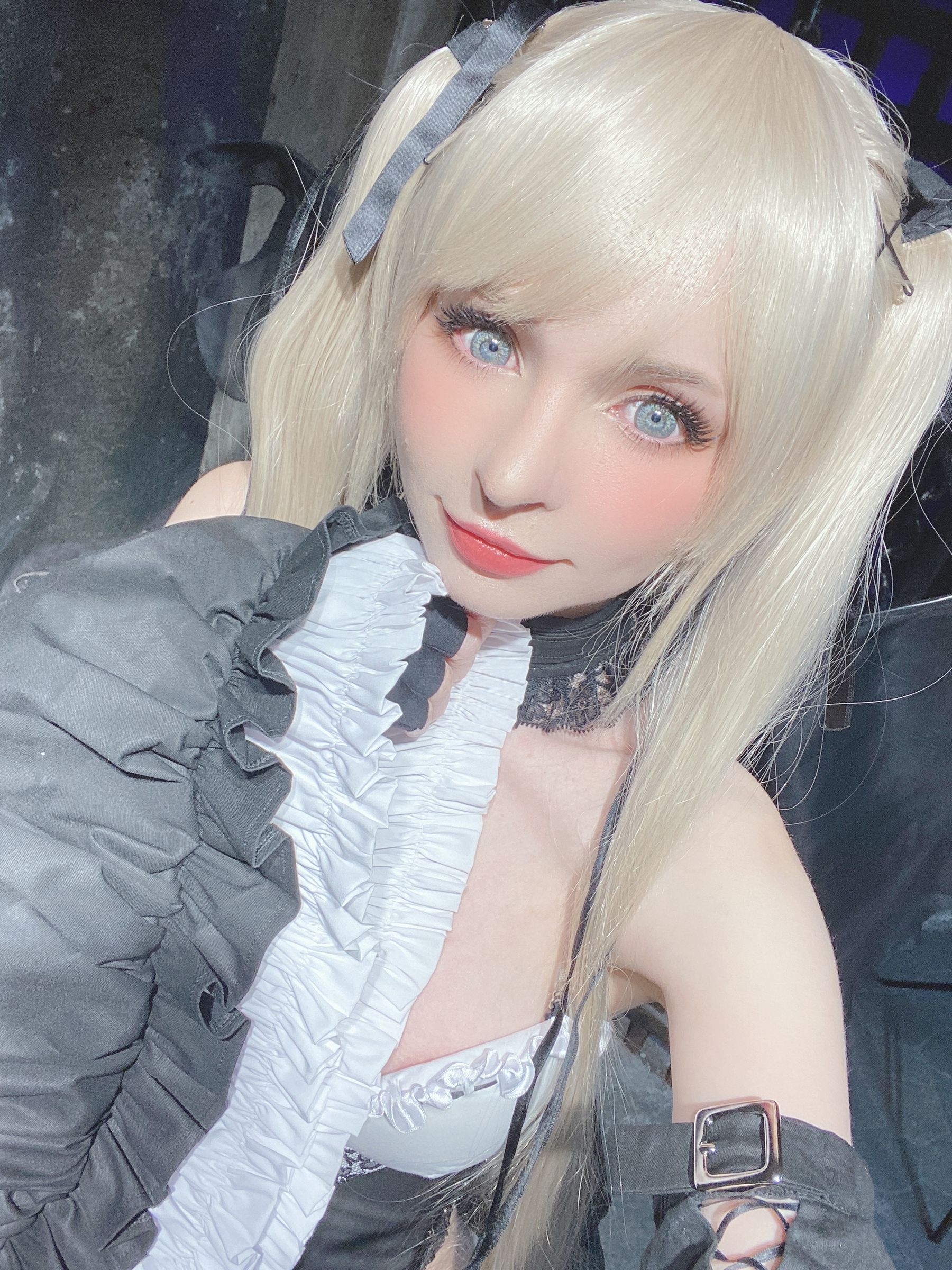 [福利COS] Peach milky - Sakimichan Marie Rose Set