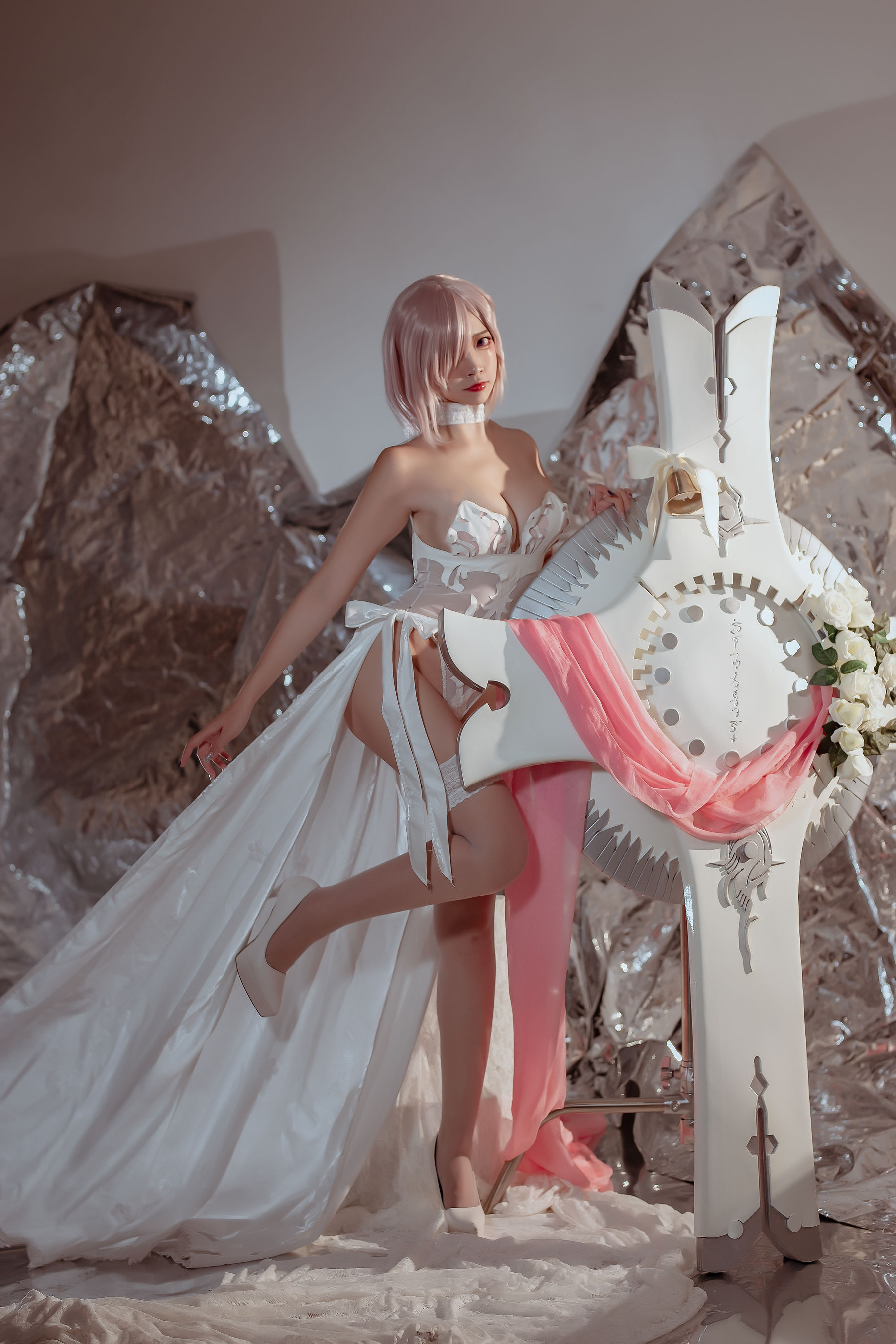 [福利COS] 人气Coser二佐Nisa - fate玛修婚纱
