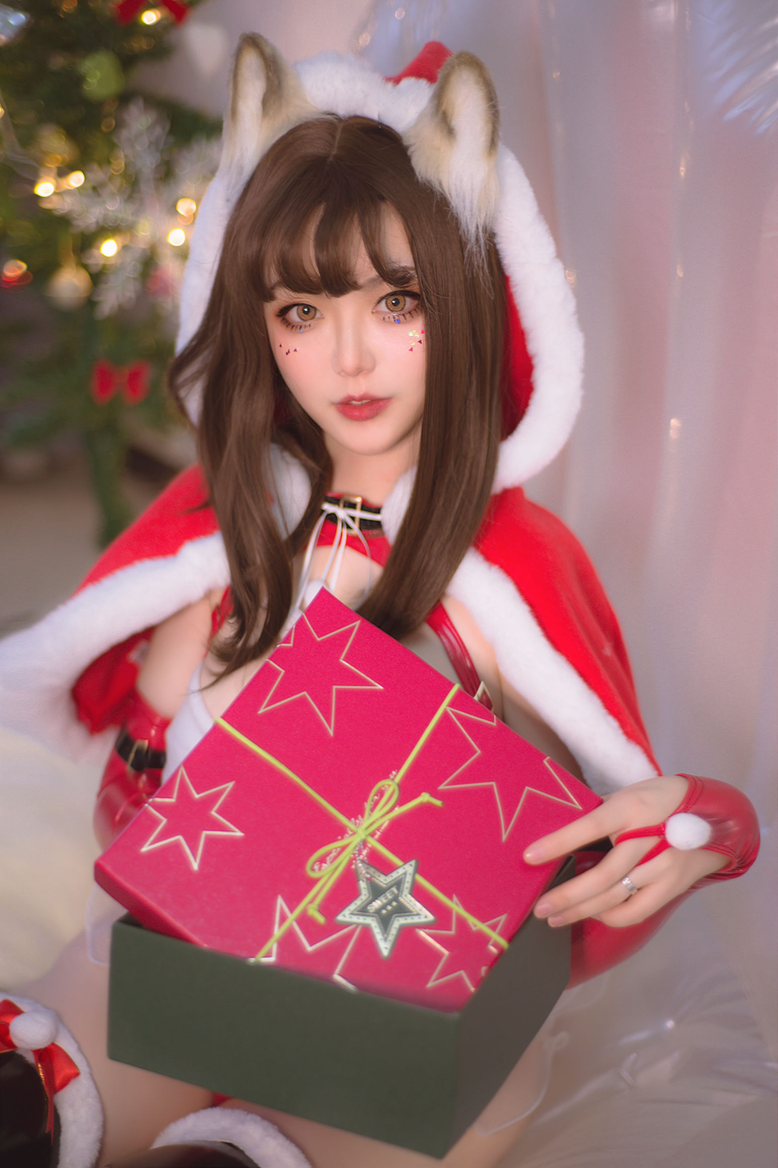 [福利COS] 佳奈喵 - 雪夜锦礼