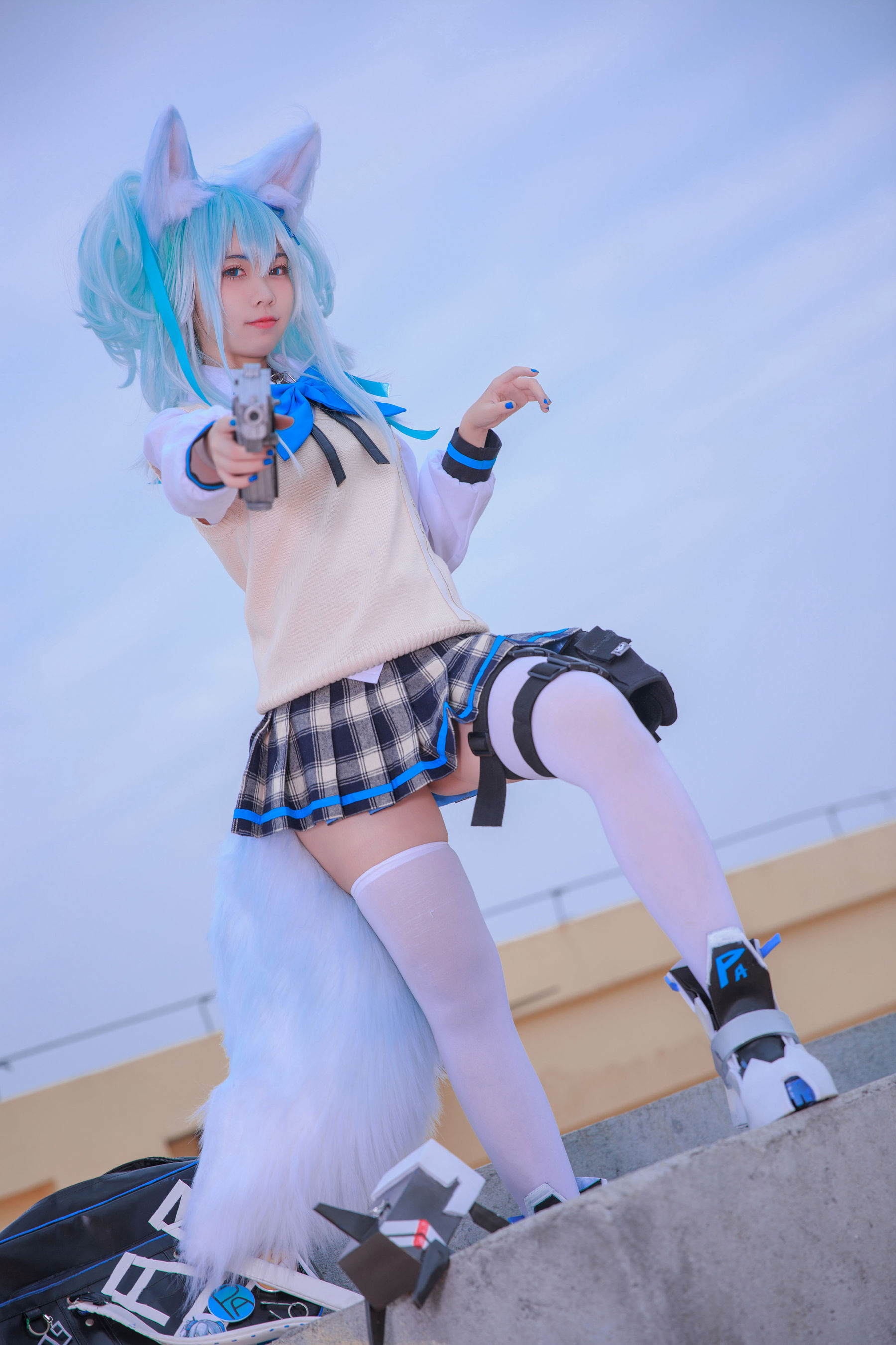 [福利COS] 动漫博主G44不会受伤 - 少女前线 PA15校服