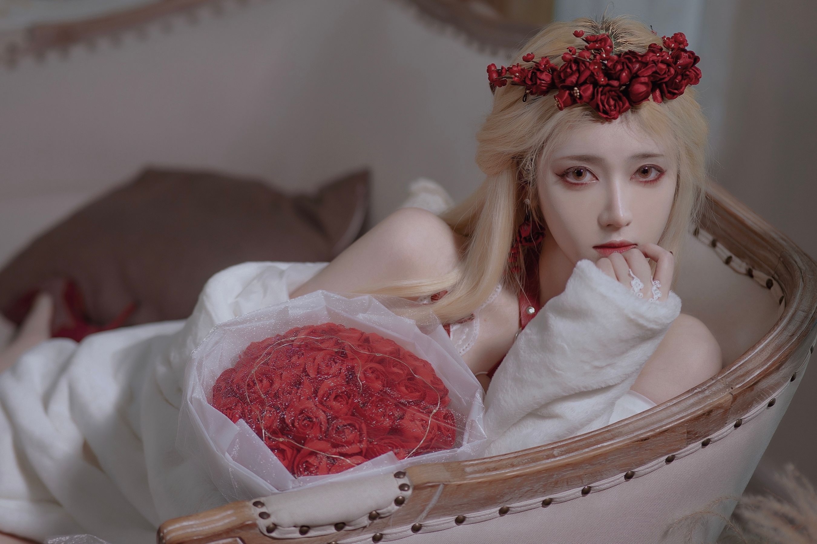 [福利COS] 动漫博主南桃Momoko - 玫瑰