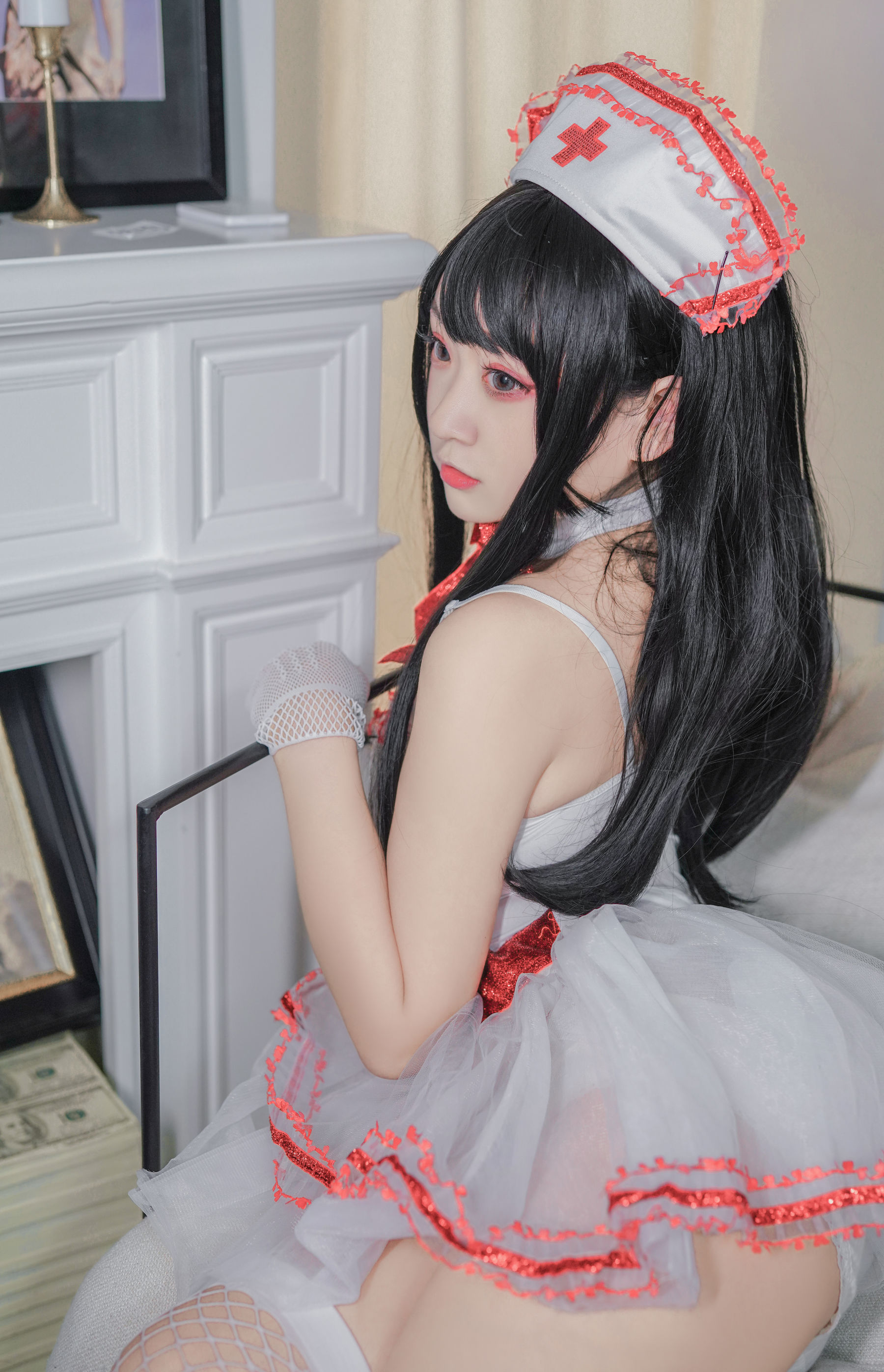 [福利COS] 动漫博主恩田直幸 - 蕾丝护士