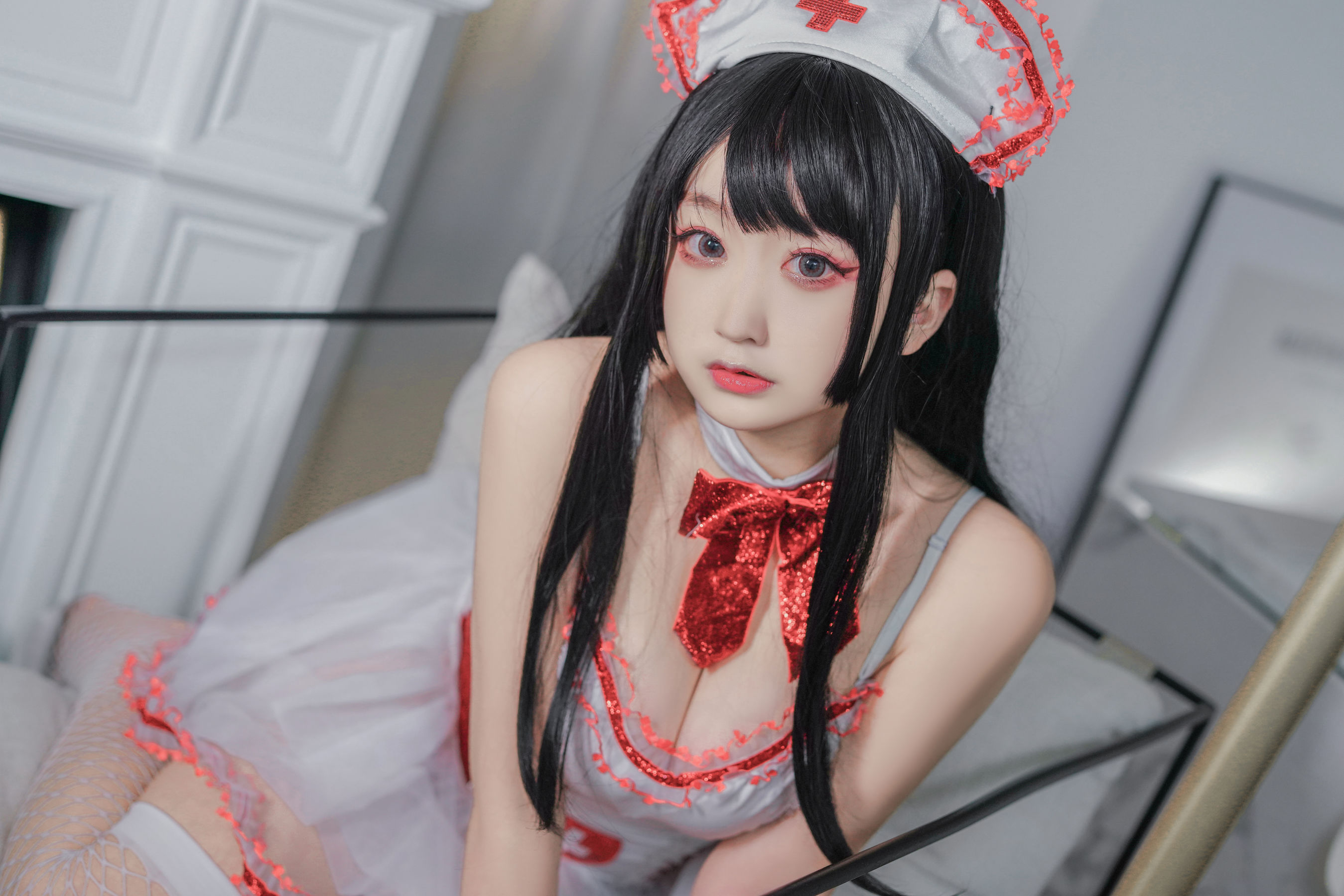 [福利COS] 动漫博主恩田直幸 - 蕾丝护士