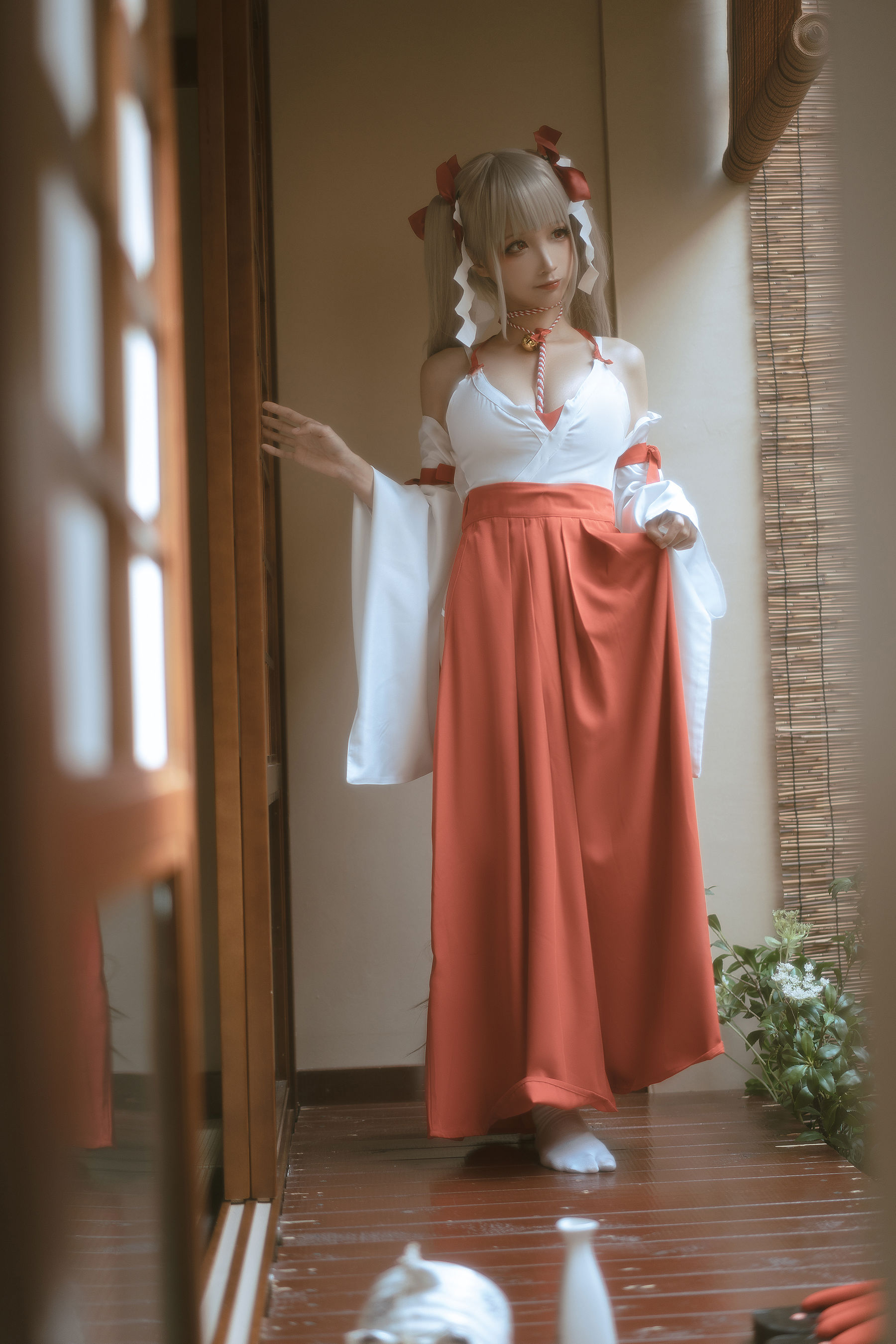 [福利COS] 动漫博主蠢沫沫 - 可畏巫女