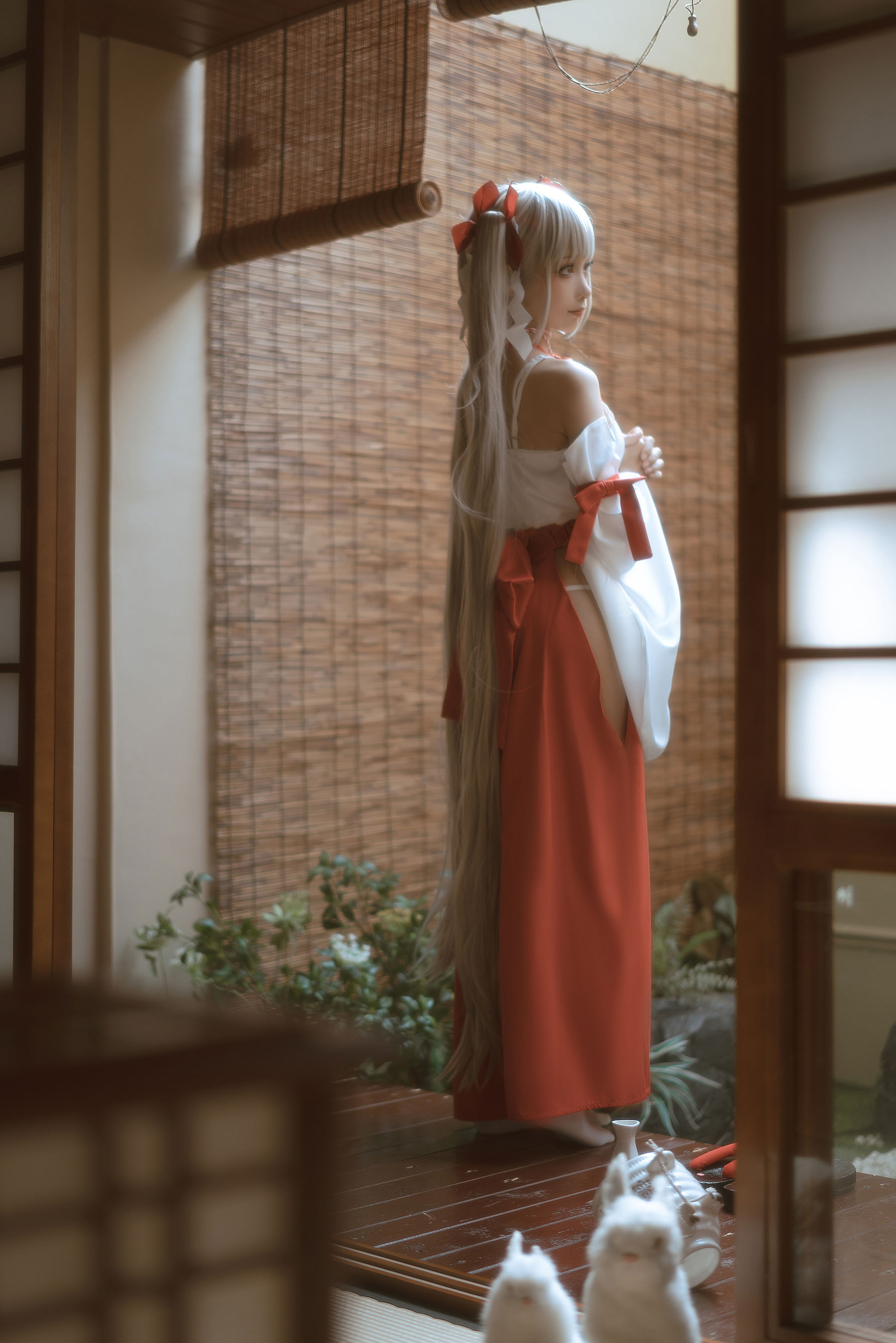 [福利COS] 动漫博主蠢沫沫 - 可畏巫女