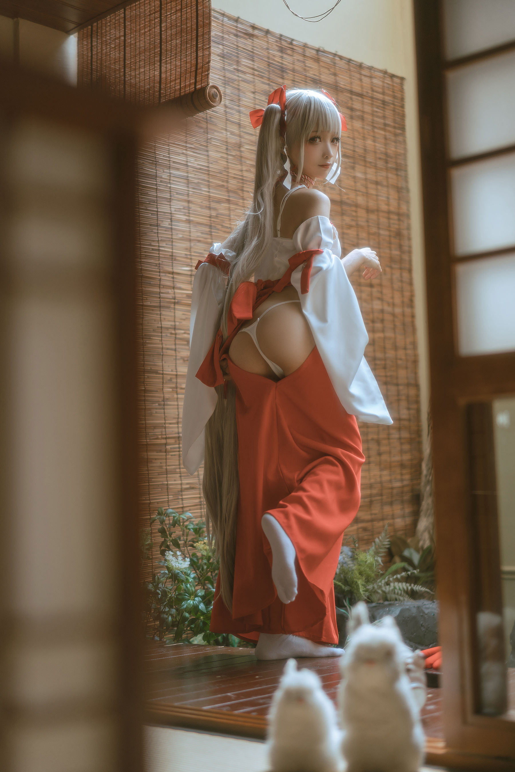 [福利COS] 动漫博主蠢沫沫 - 可畏巫女