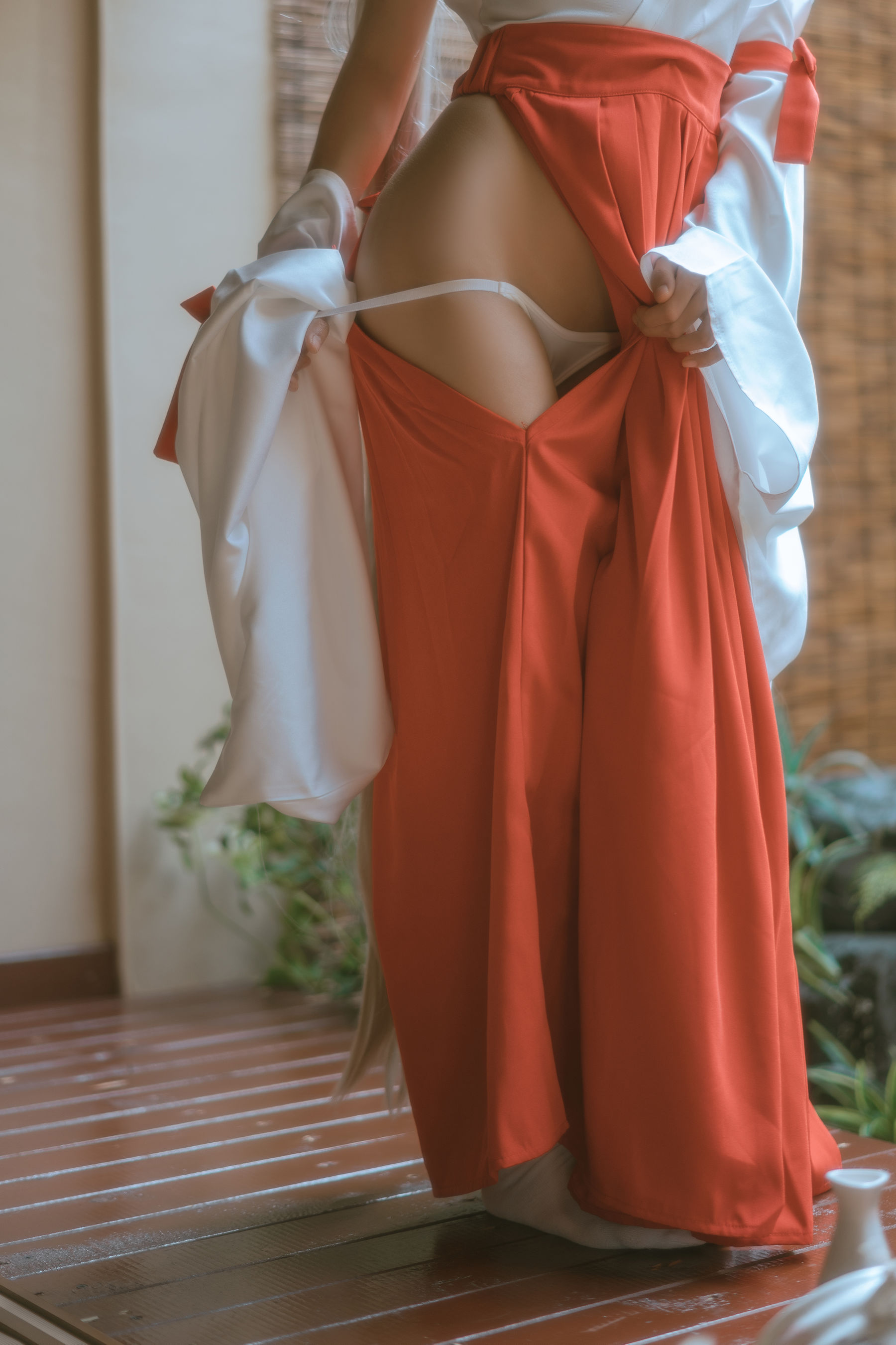 [福利COS] 动漫博主蠢沫沫 - 可畏巫女