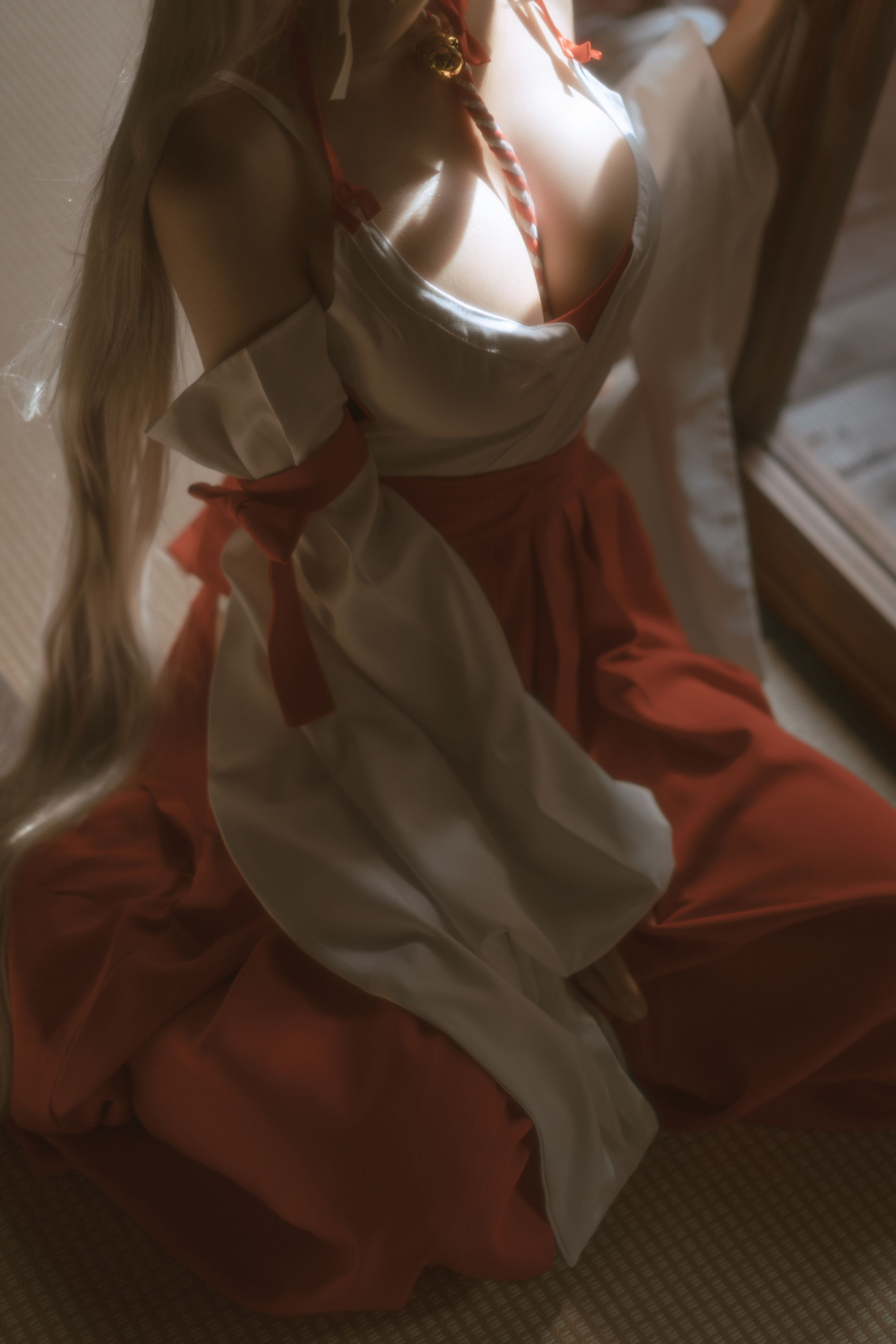 [福利COS] 动漫博主蠢沫沫 - 可畏巫女