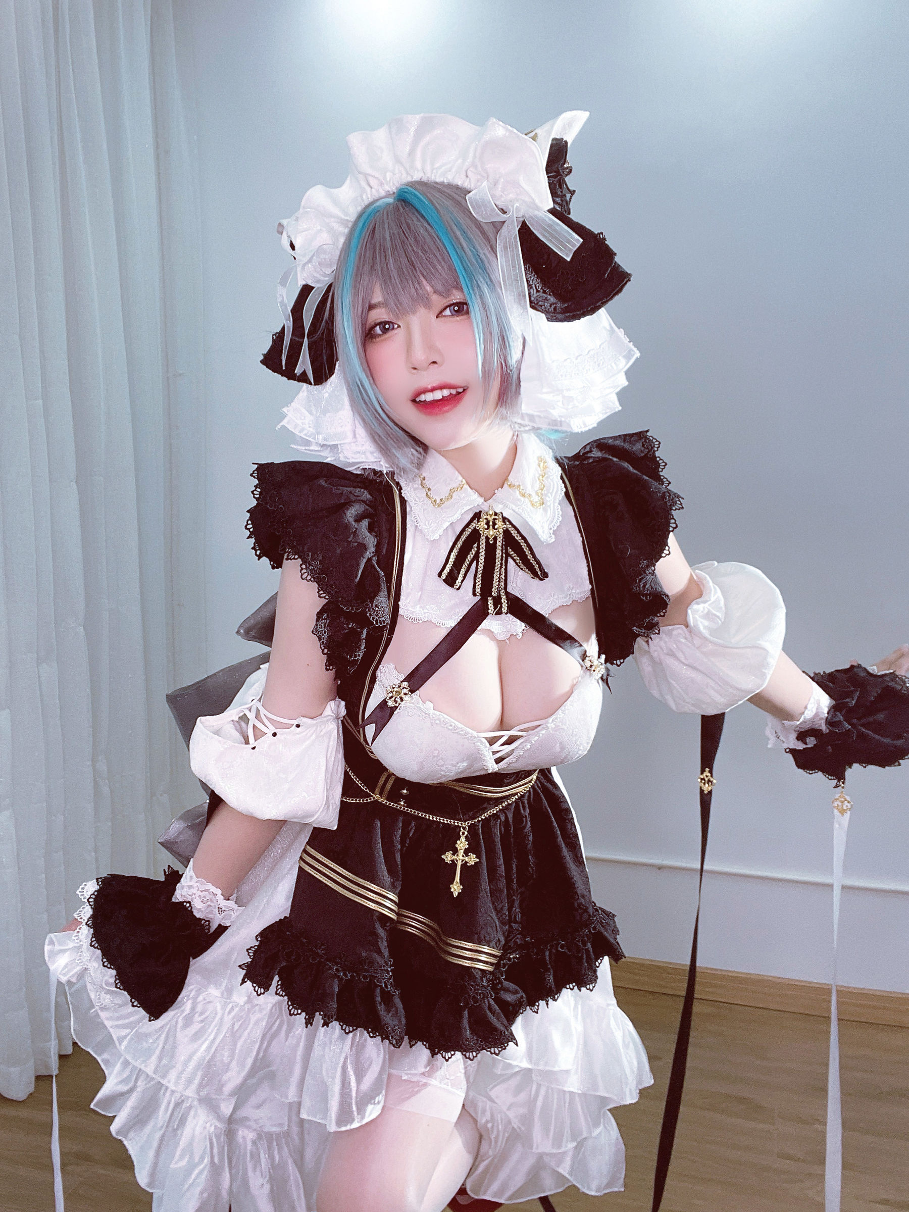 [福利COS] 半半子 - 柴郡