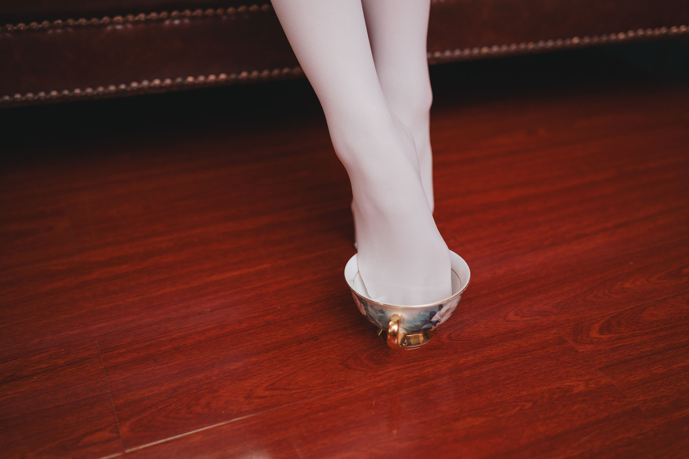 [福利COS] 可爱人气Coser面饼仙儿 - 丝袜奶茶