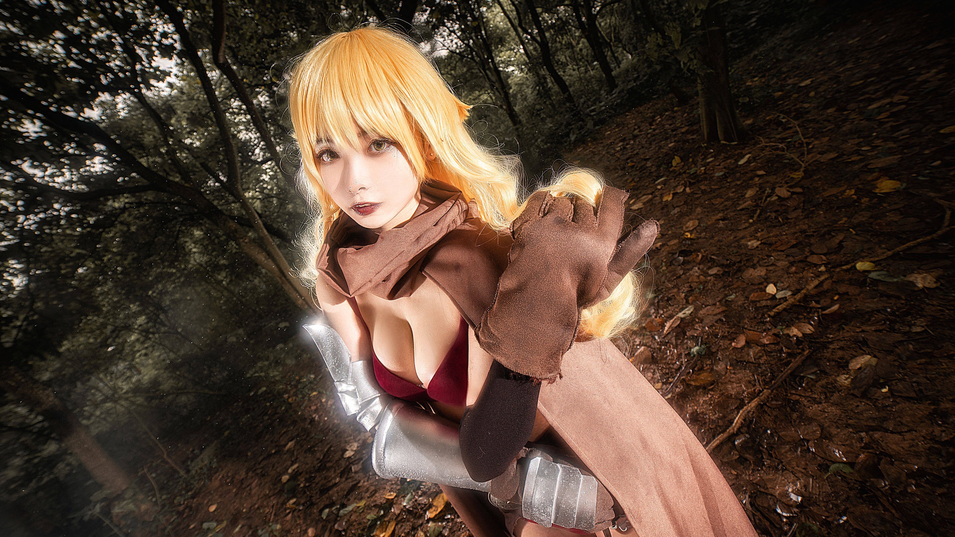[福利COS] 微博妹子Momoko葵葵 - The Vagrant (薇薇安)