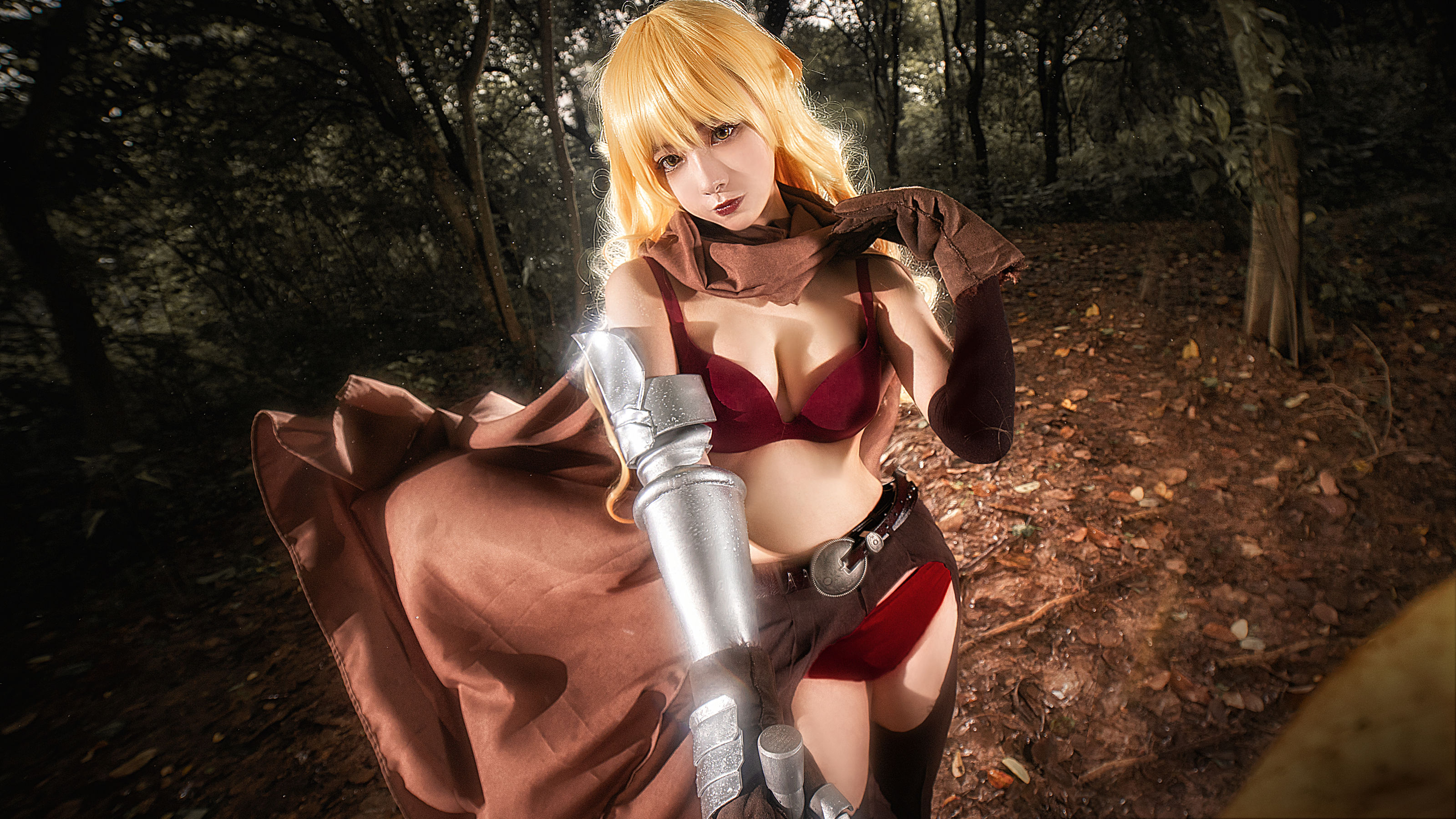 [福利COS] 微博妹子Momoko葵葵 - The Vagrant (薇薇安)