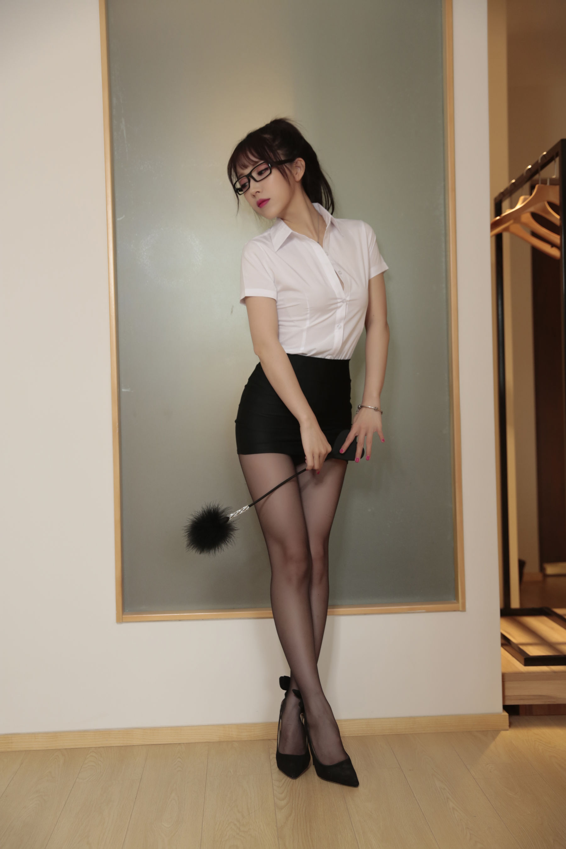 [福利COS] 斗鱼主播小女巫露娜 - 老师上课了