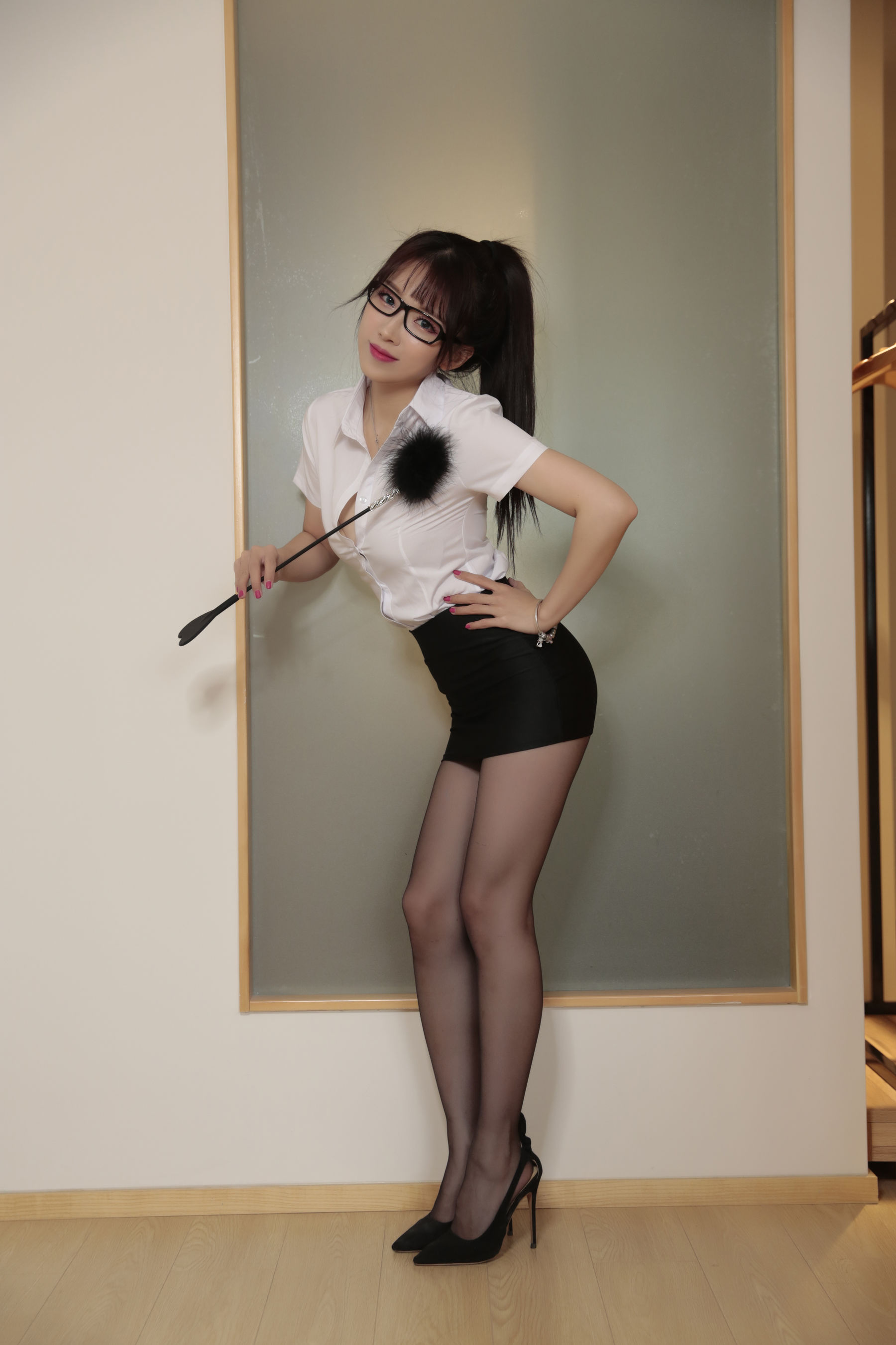 [福利COS] 斗鱼主播小女巫露娜 - 老师上课了