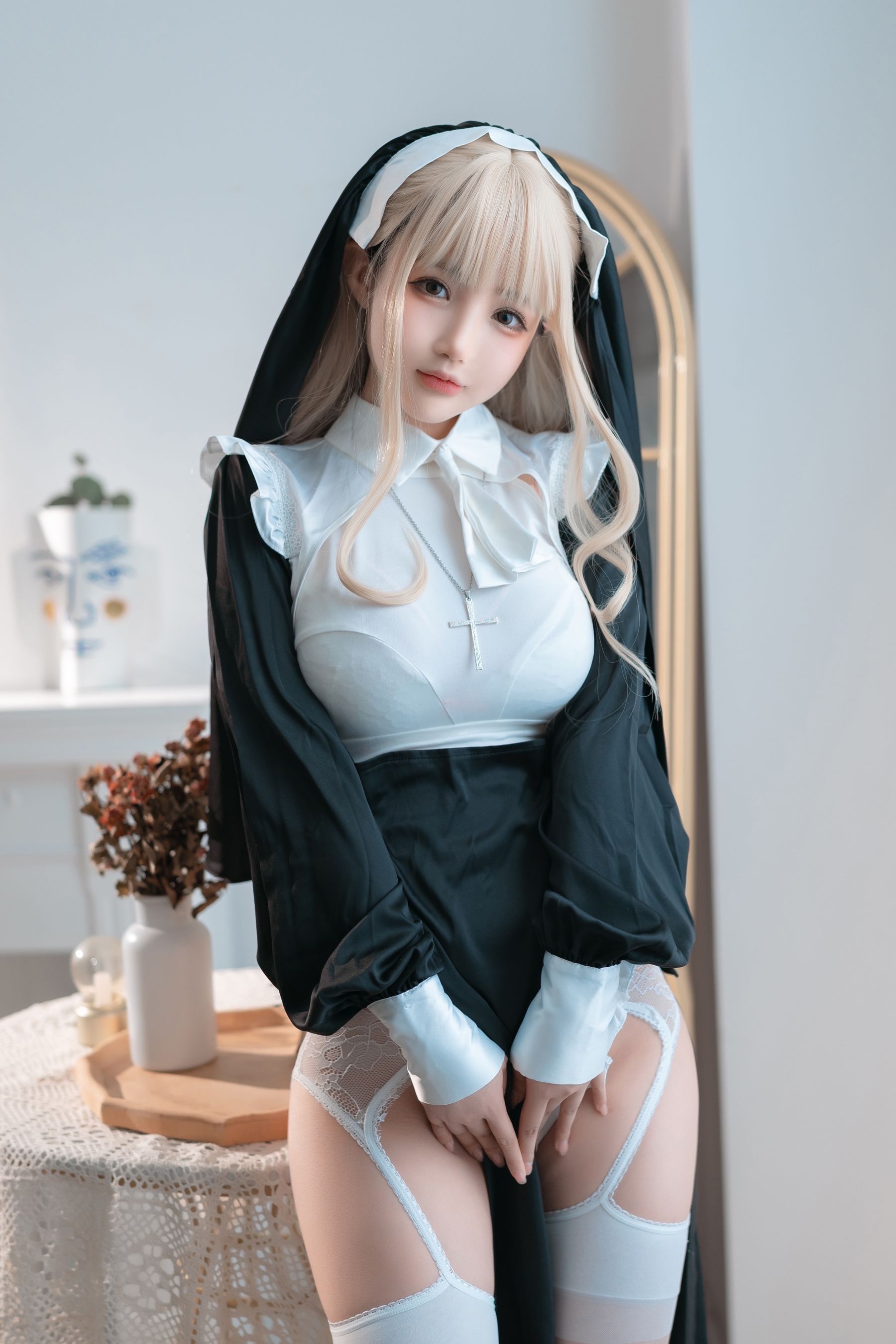 [福利COS] 桜井宁宁 - 修女