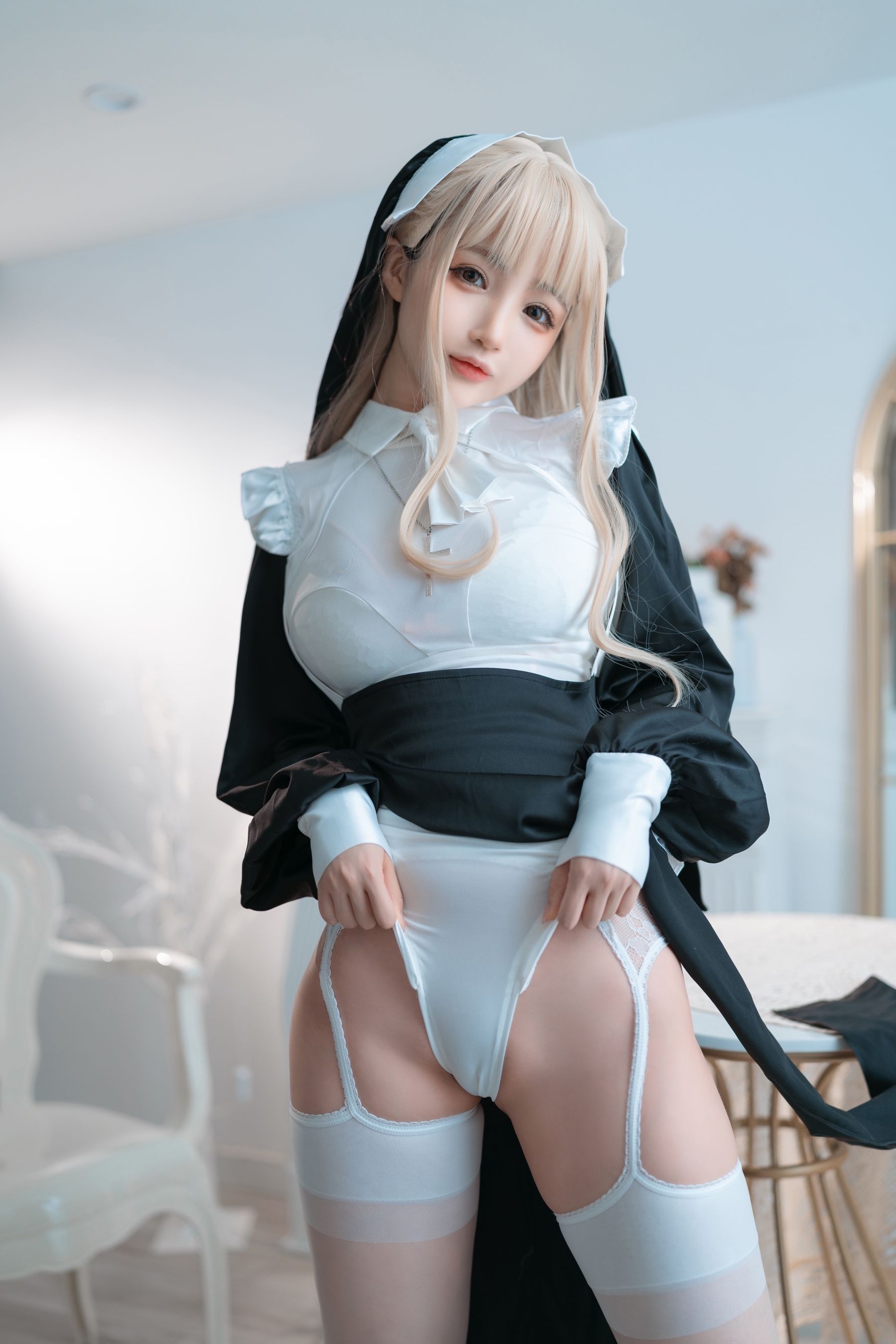 [福利COS] 桜井宁宁 - 修女