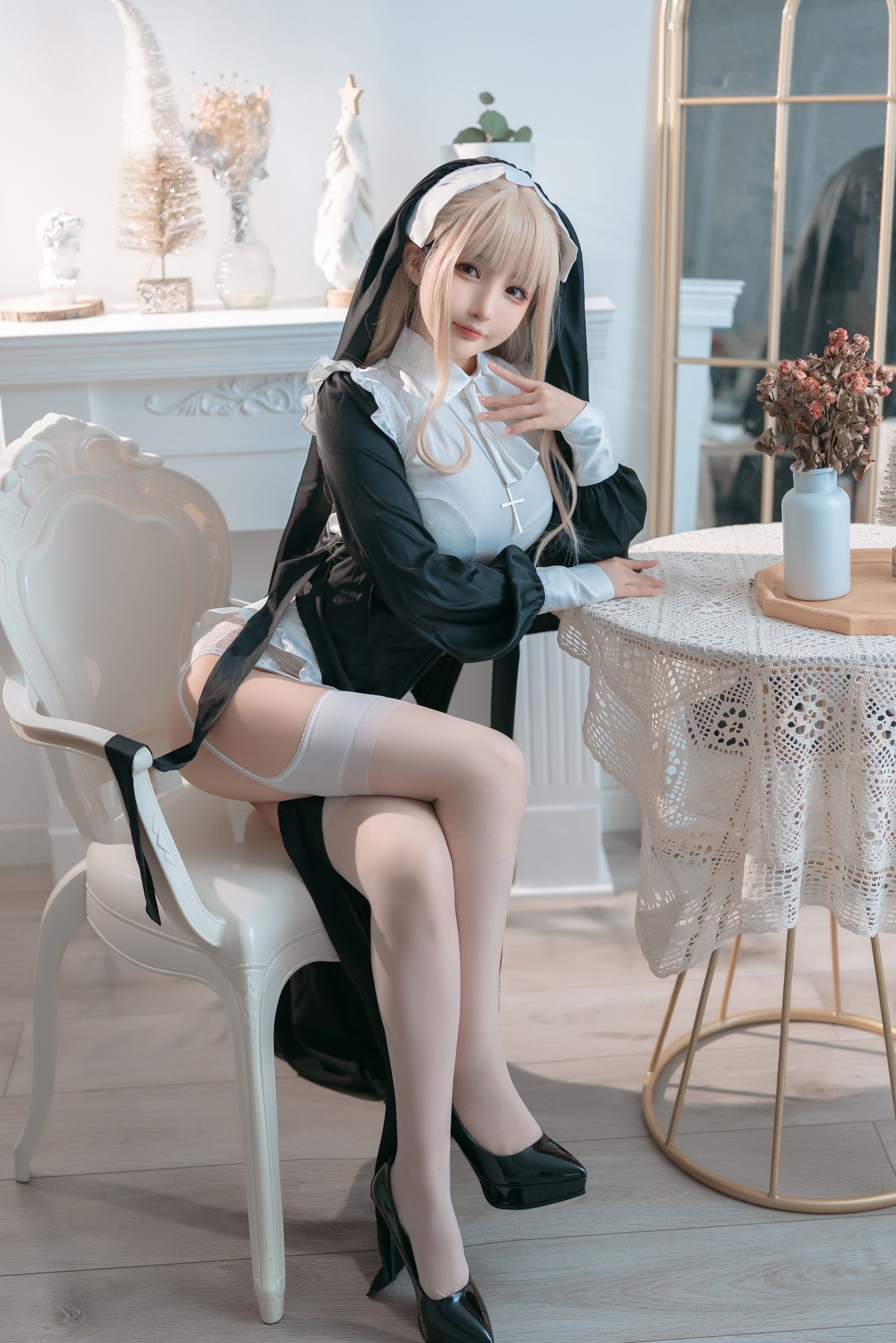 [福利COS] 桜井宁宁 - 修女