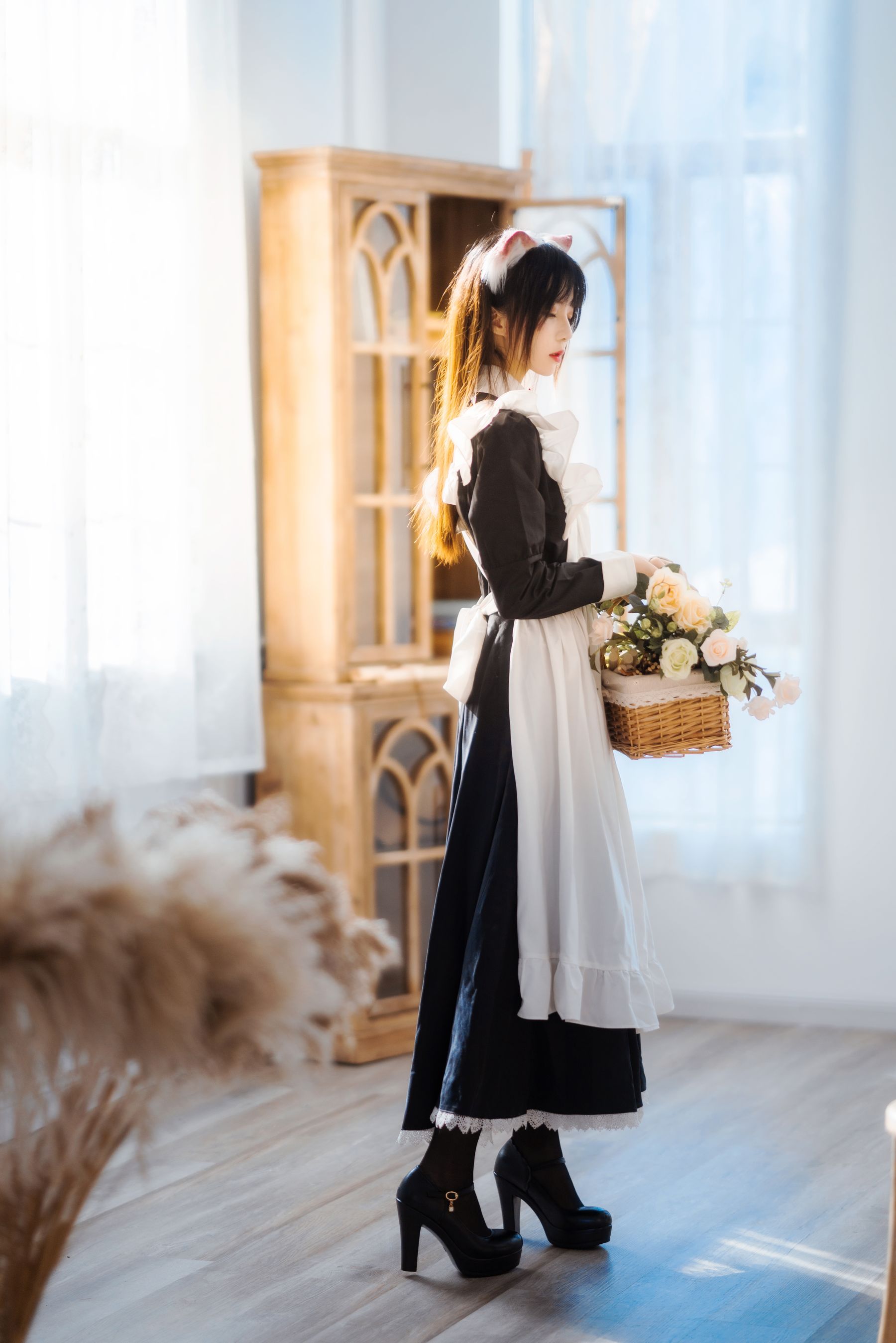 [福利COS] 桜桃喵 - 长裙妹抖