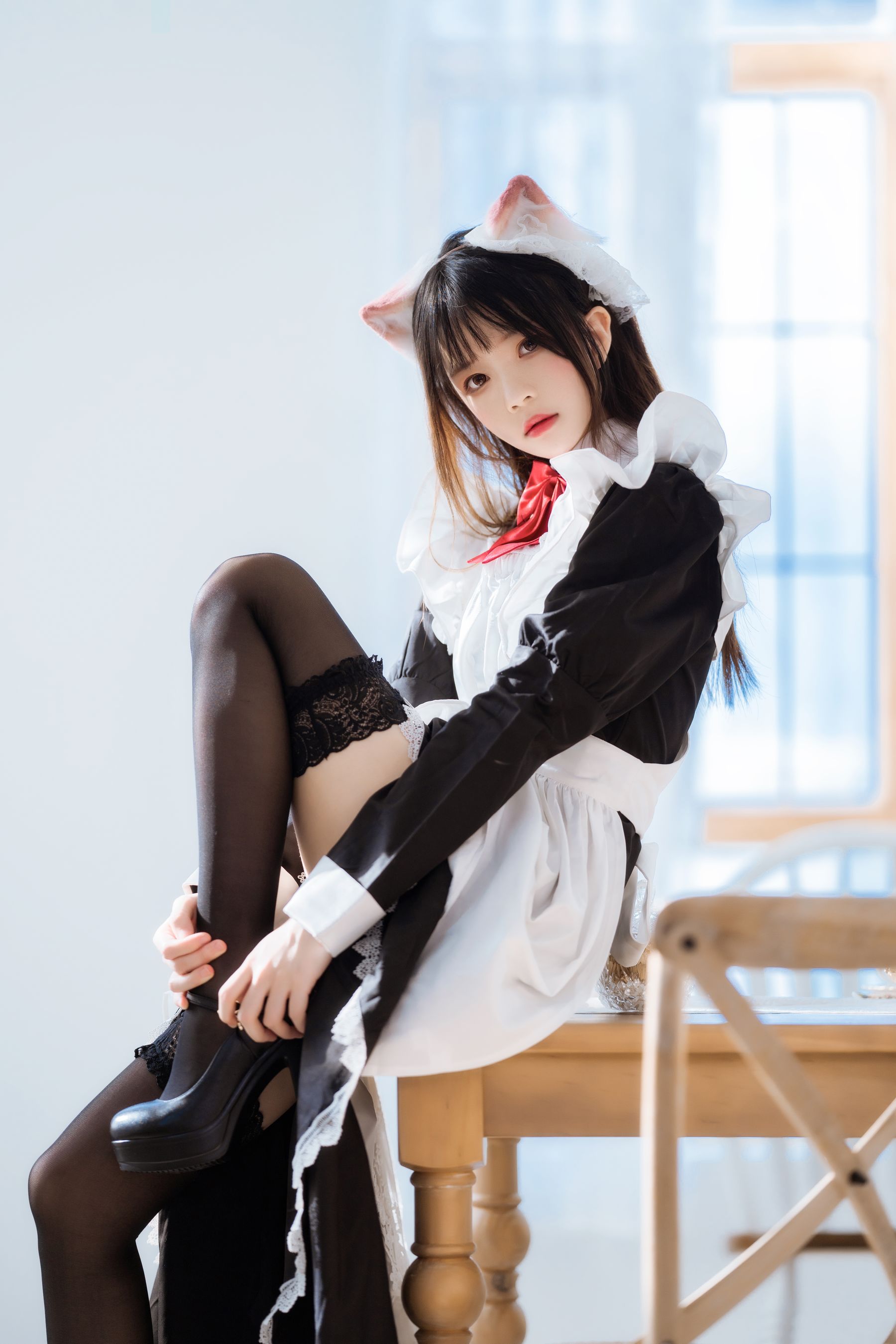 [福利COS] 桜桃喵 - 长裙妹抖
