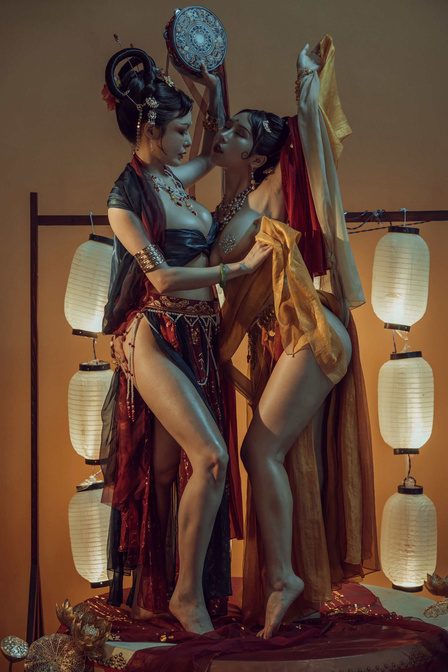 [福利COS] 秋和柯基(夏小秋秋秋) & 奶桃  - 红尘梦