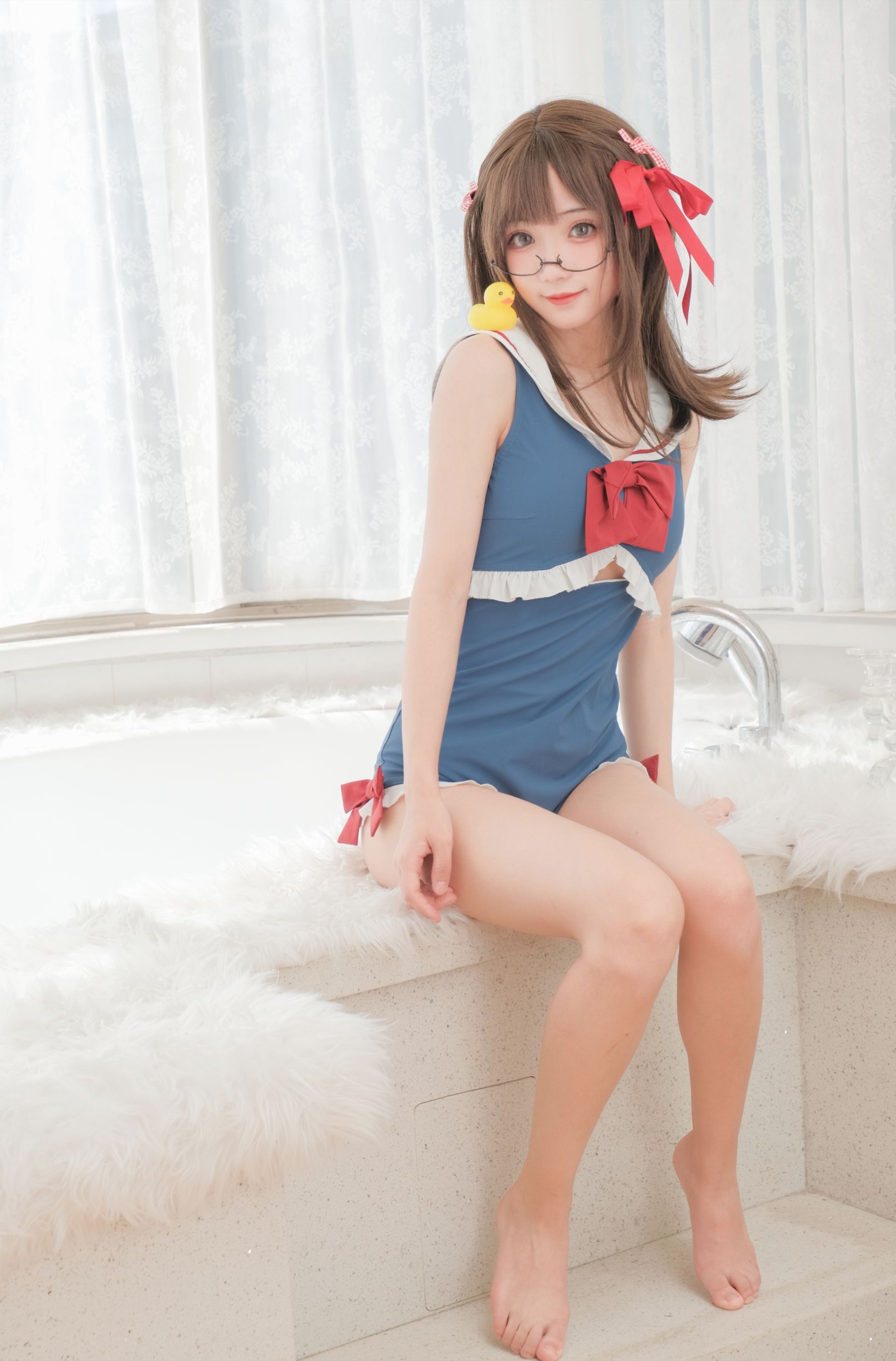 [福利COS] 花柒Hana - 白雪姬泳装