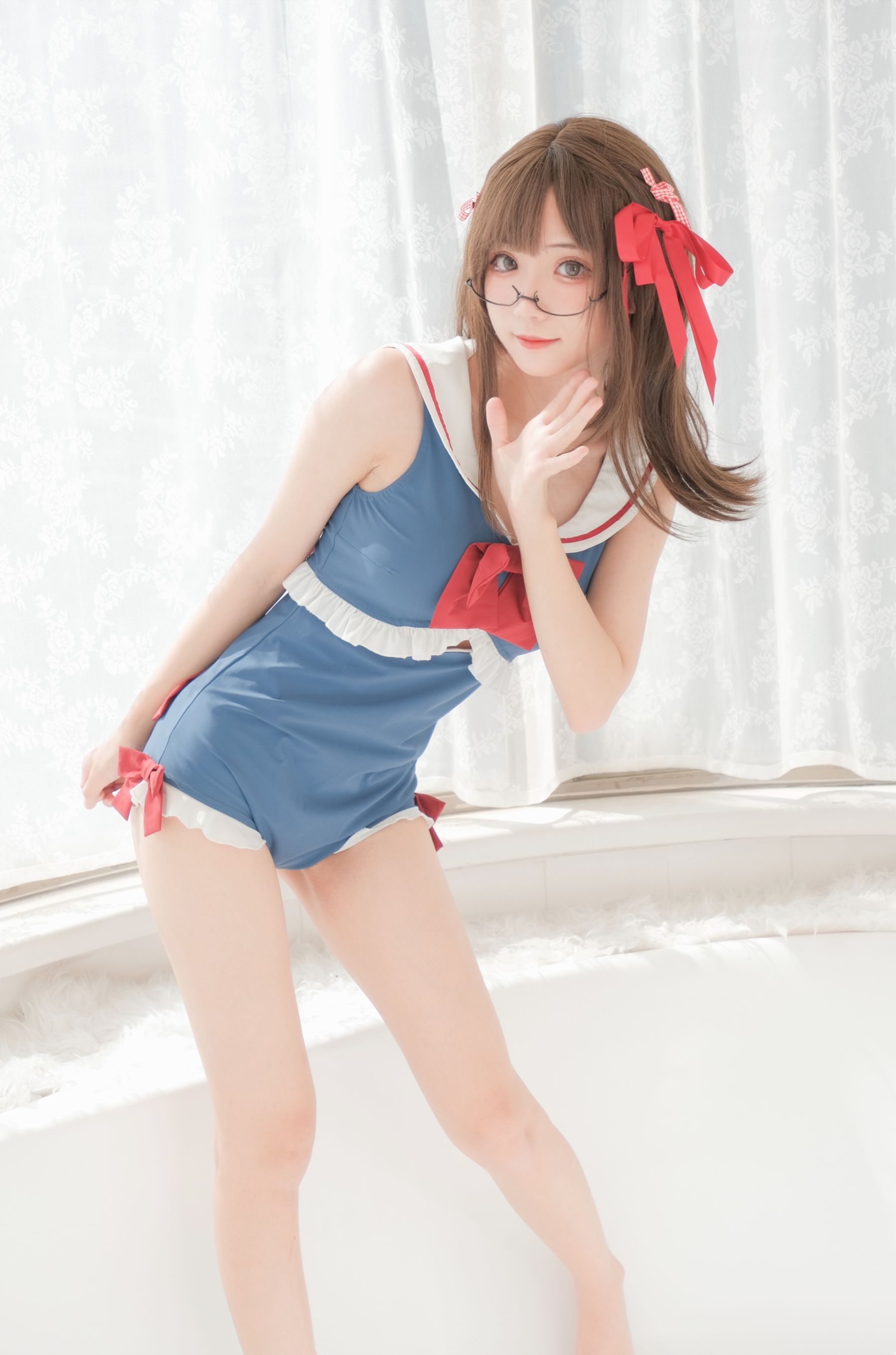 [福利COS] 花柒Hana - 白雪姬泳装