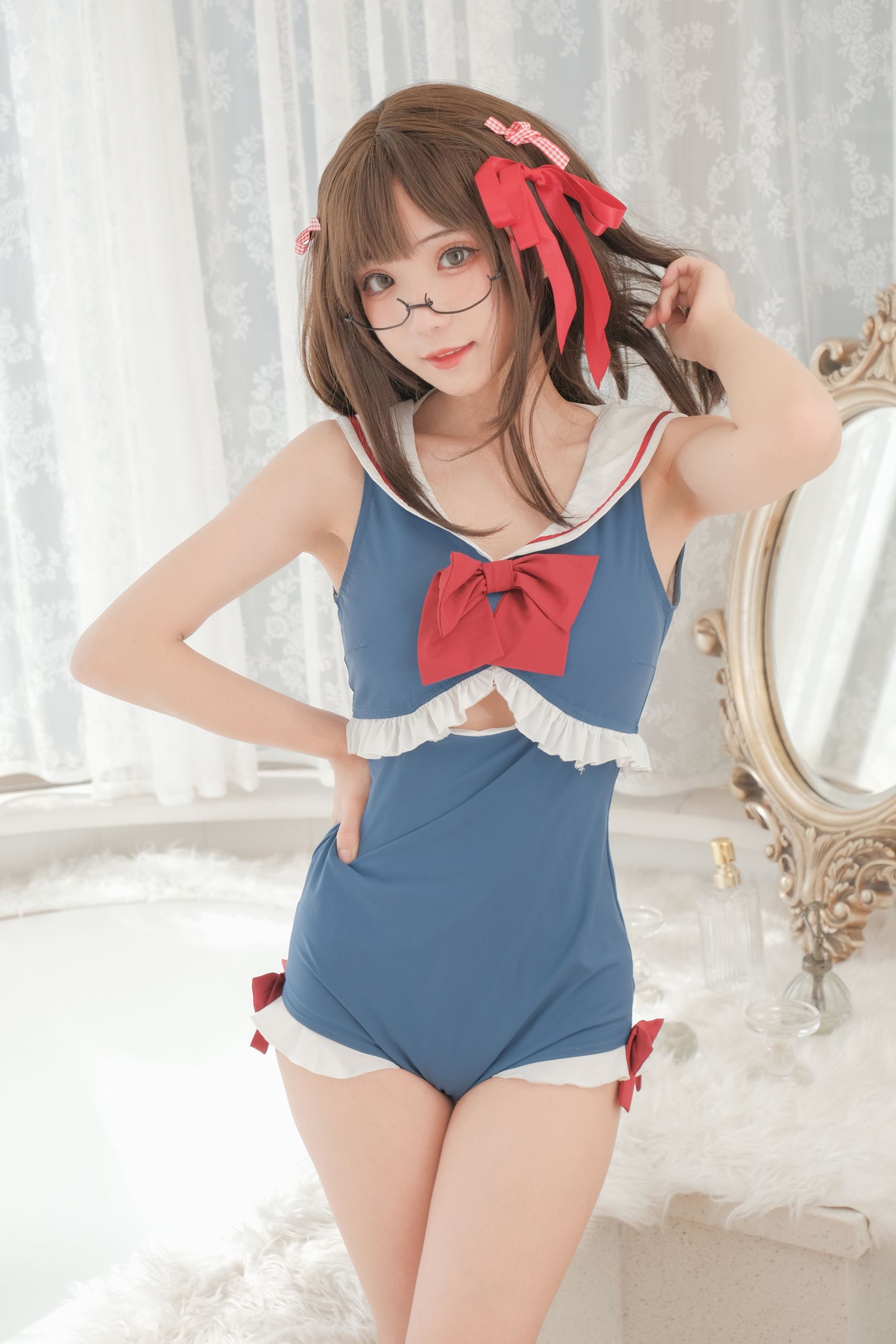 [福利COS] 花柒Hana - 白雪姬泳装