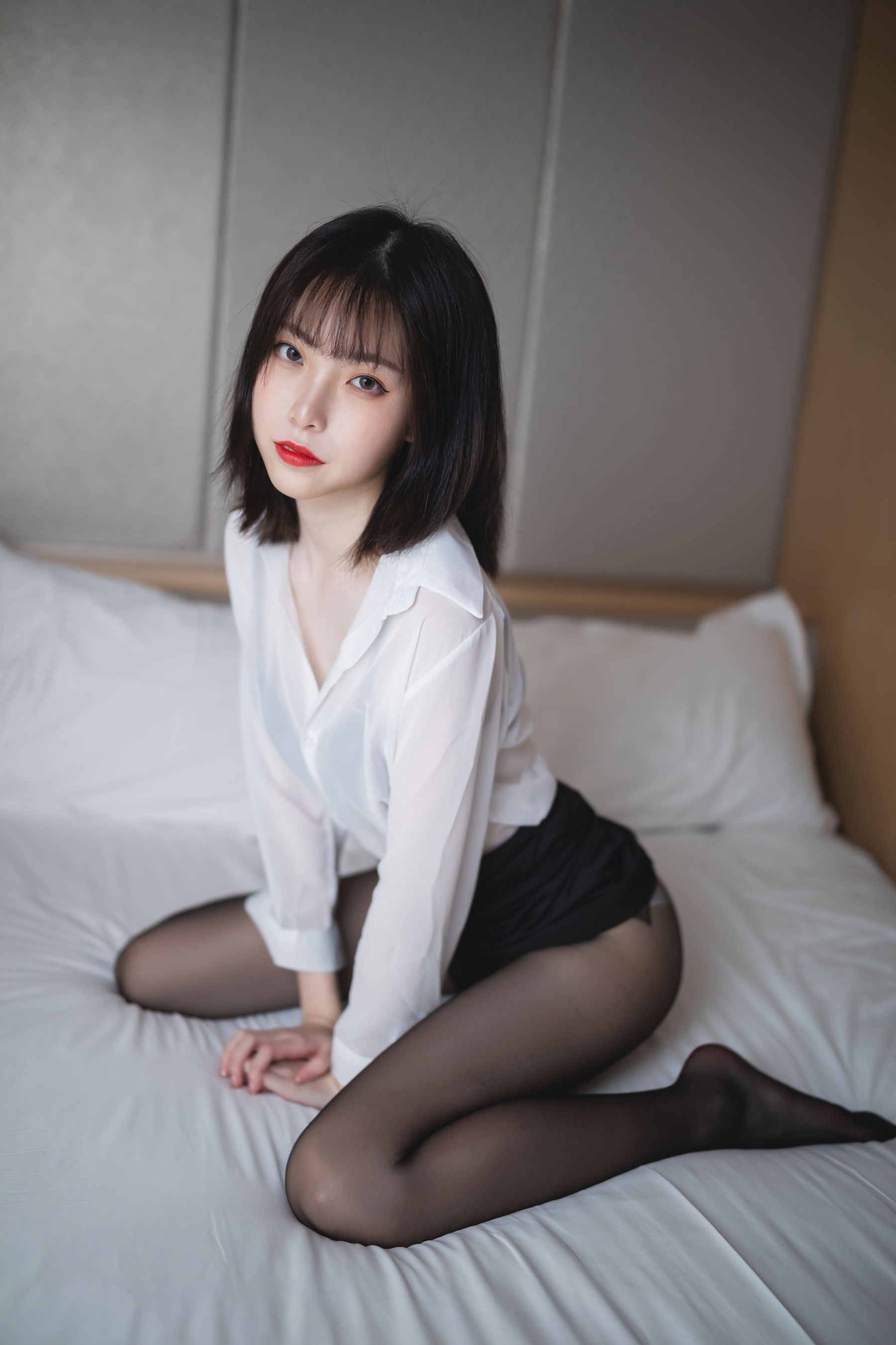 [福利COS] 许岚 - OL制服