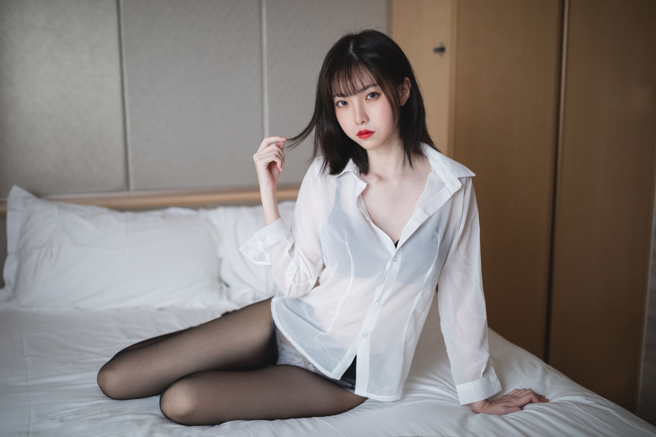 [福利COS] 许岚 - OL制服